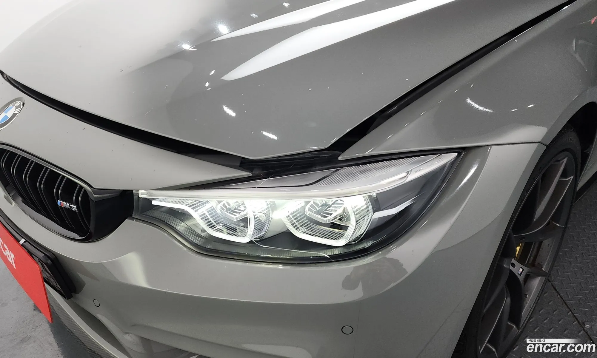 BMW M3 2018 WBS8M9105J5L58976 — 30