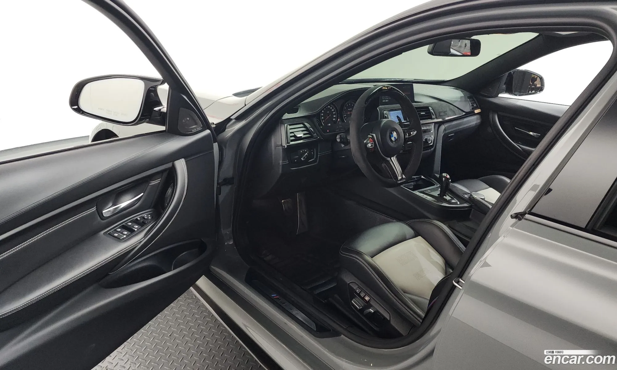 BMW M3 2018 WBS8M9105J5L58976 — 4