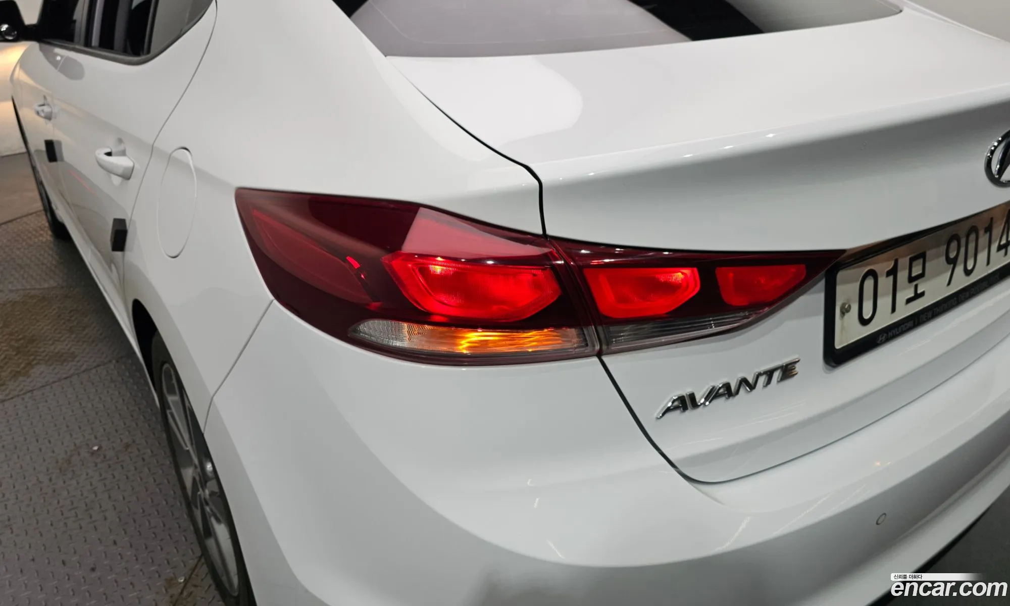 Hyundai Elantra AD 2018 — 7