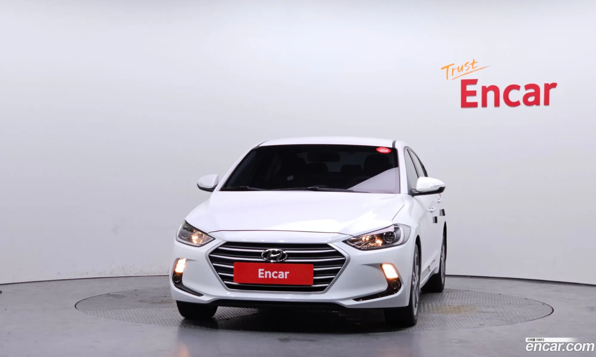 Hyundai Elantra AD 2018 — 23