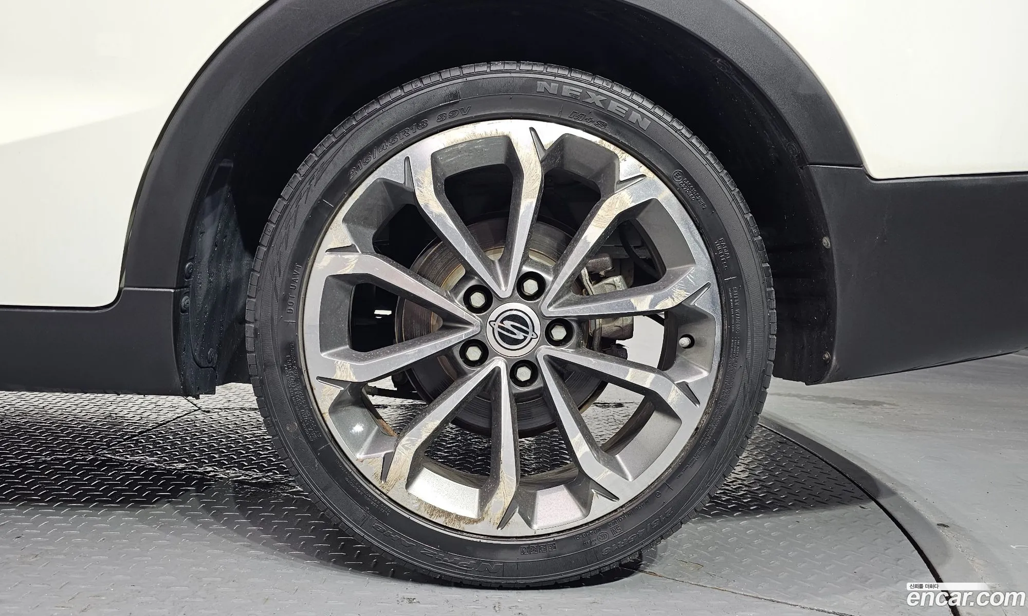 KG Mobility (SsangYong) Tivoli Air 2017 — 23