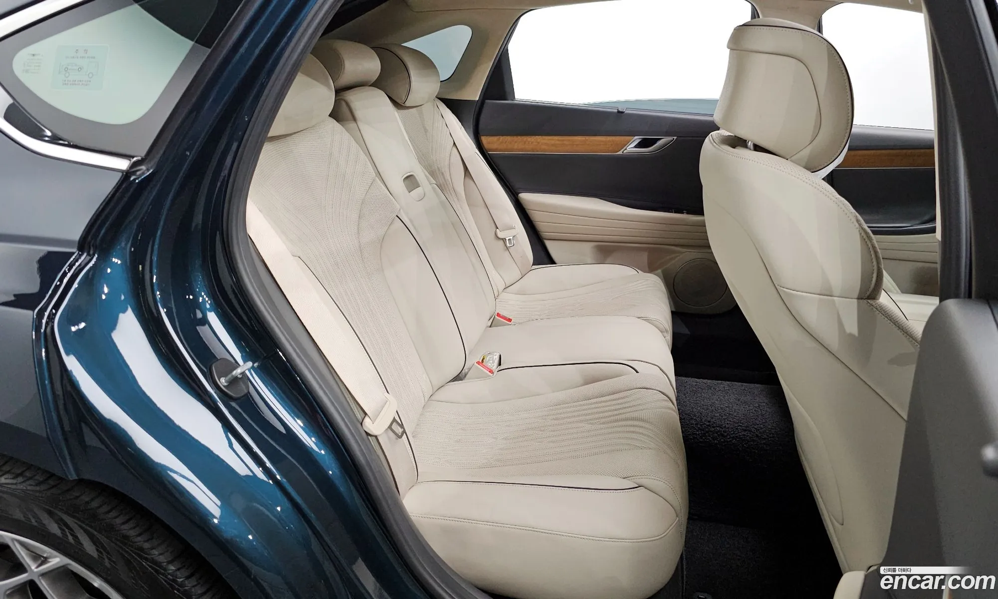 Genesis G80 2021 — 16