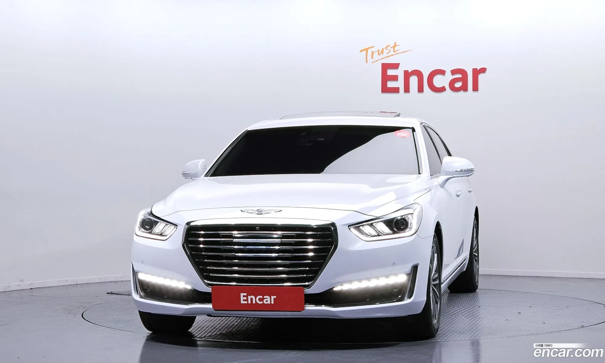 Genesis EQ900 2017 — 8