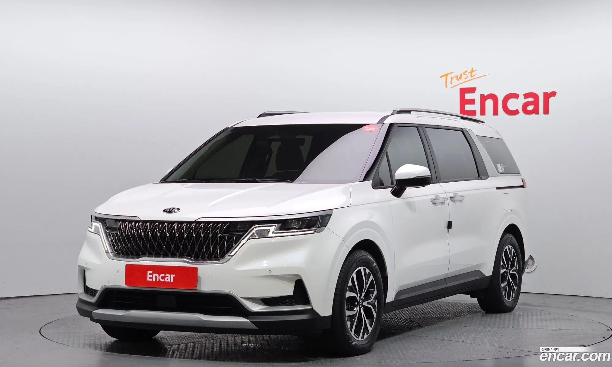 Kia Carnival 2020 — 3