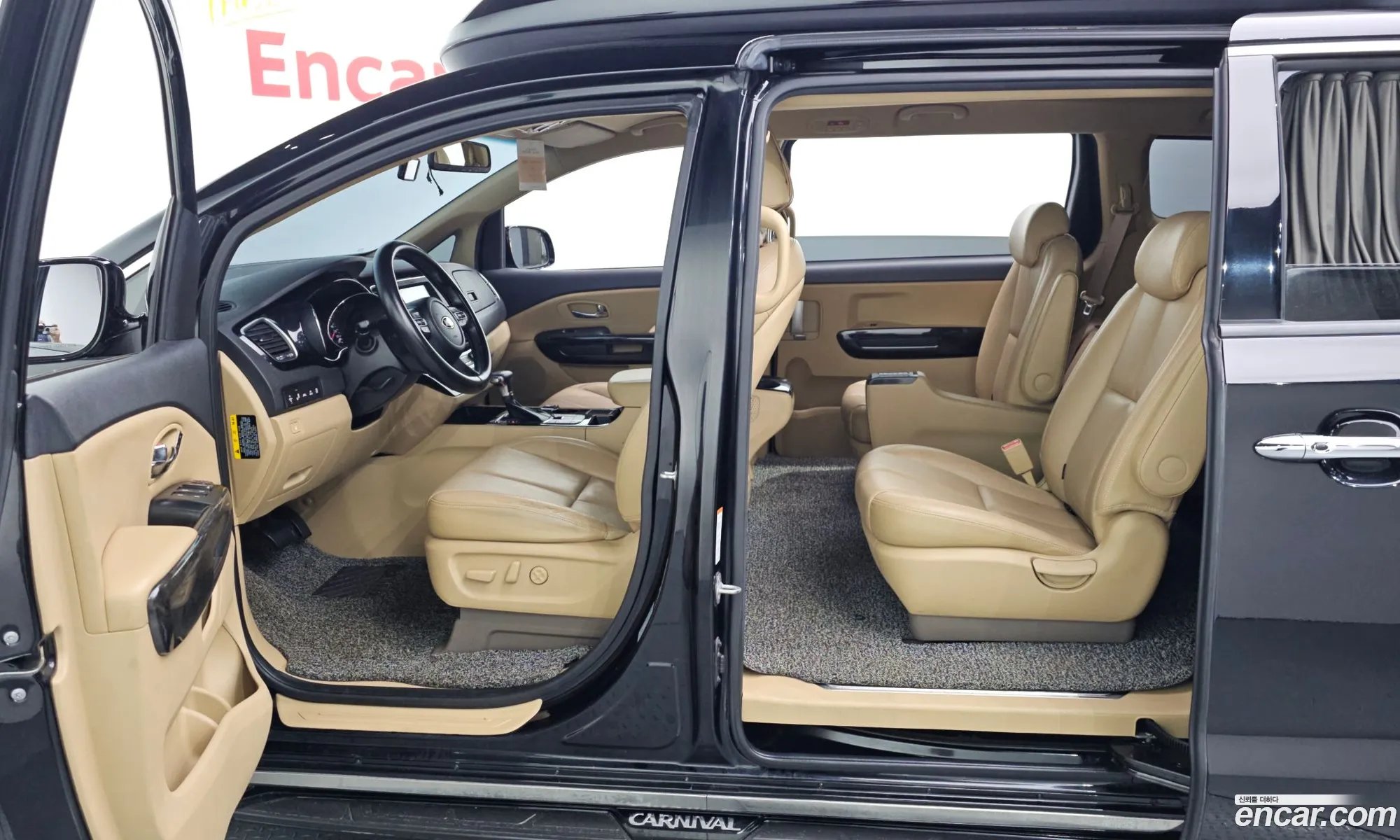 Kia Carnival 2018 — 21