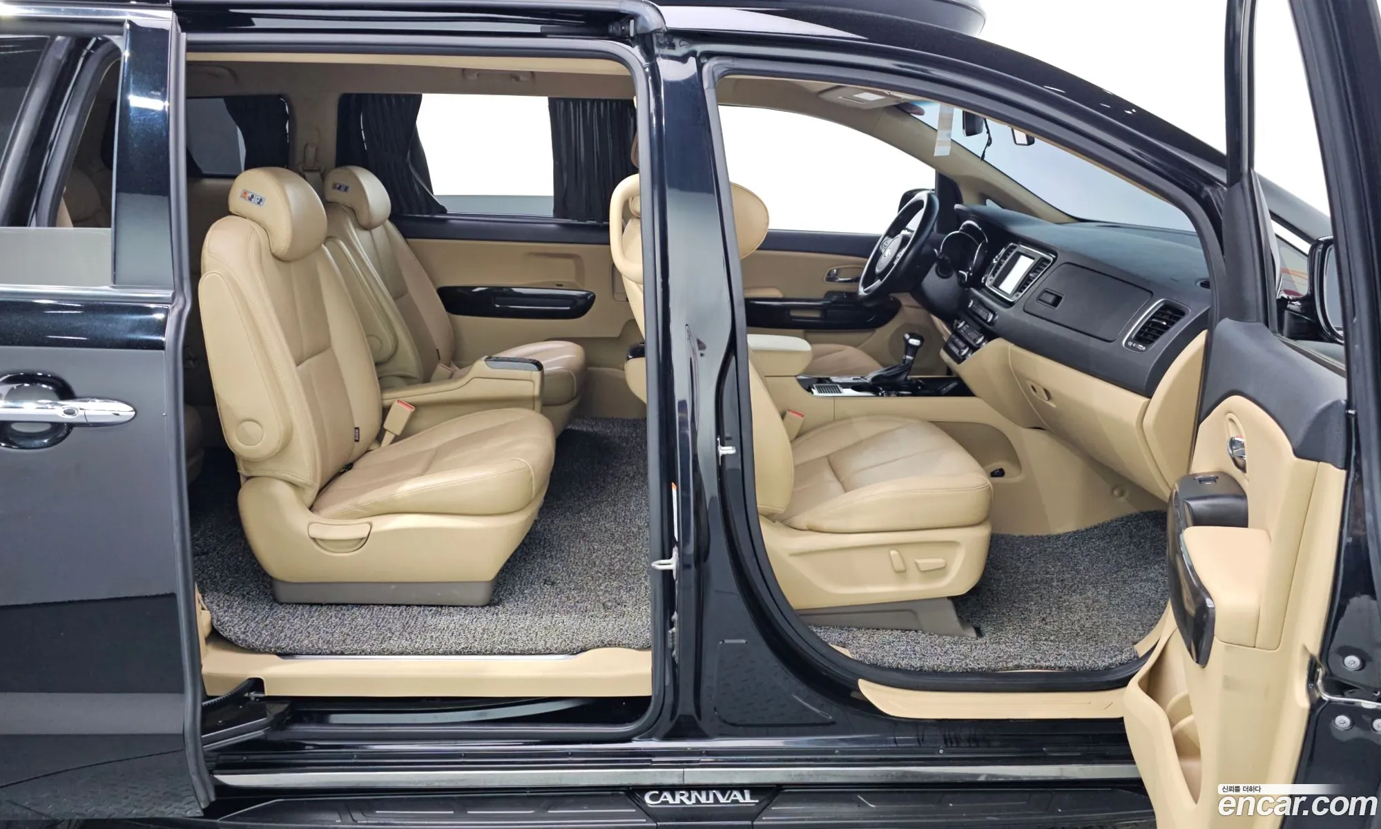 Kia Carnival 2018 — 18