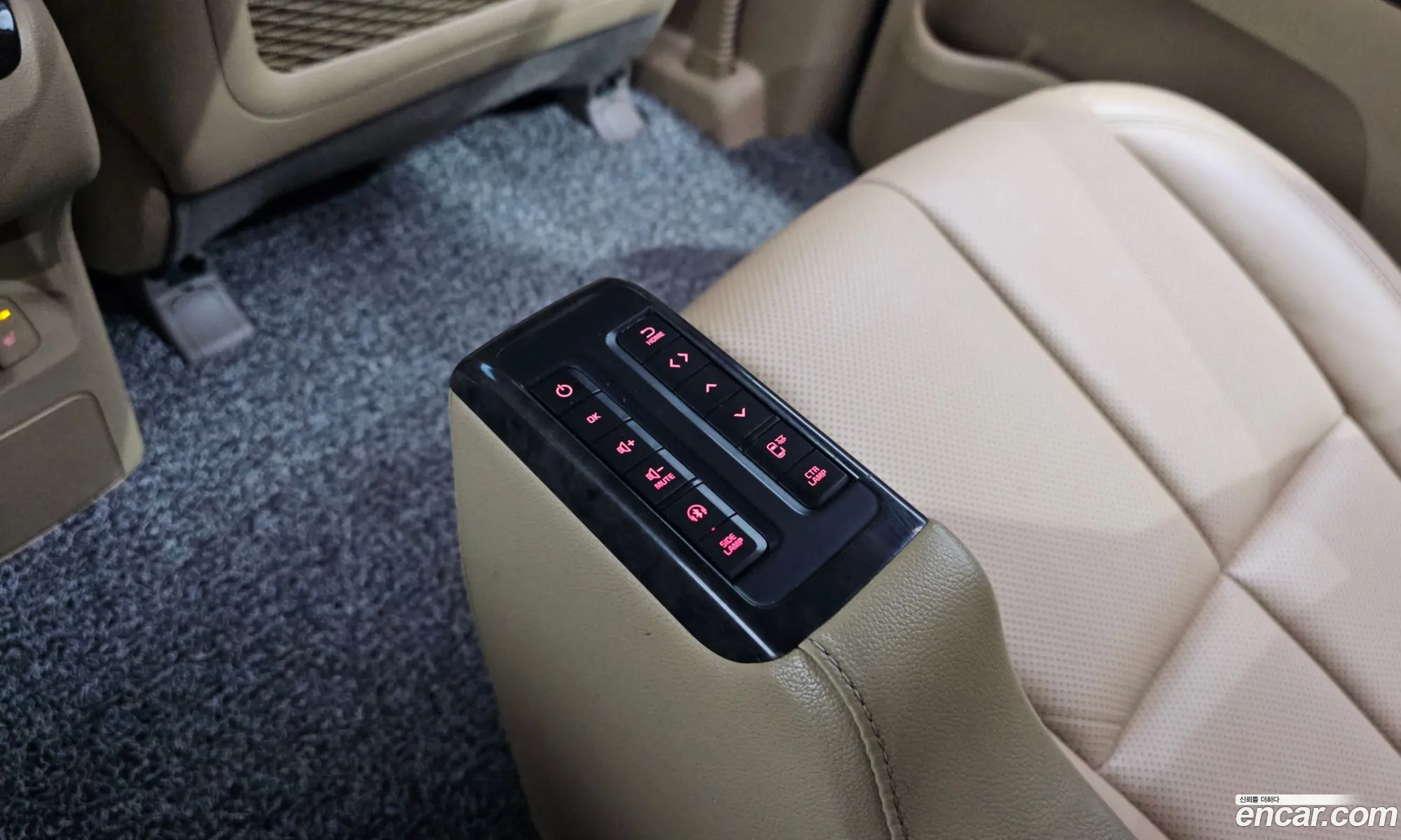 Kia Carnival 2018 — 3