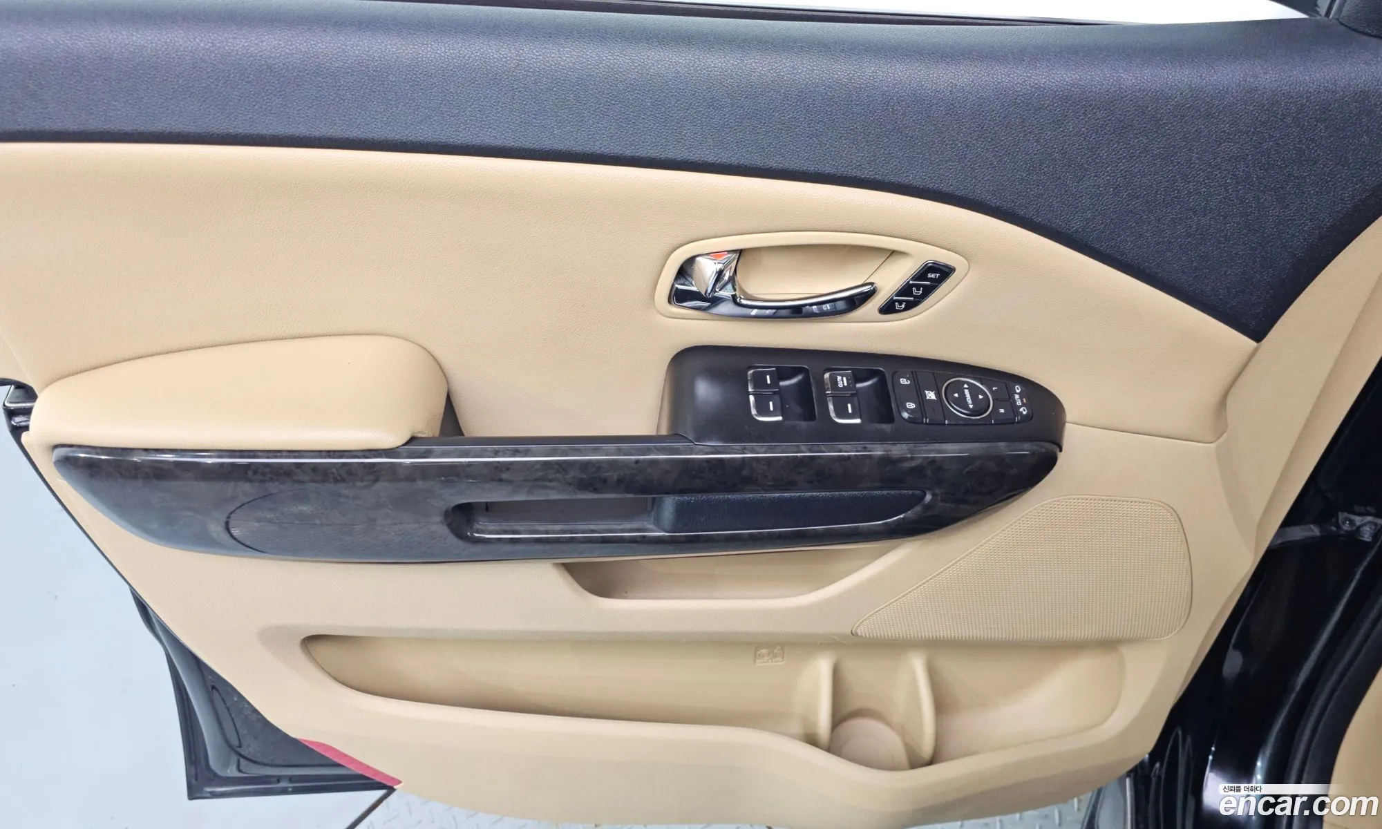 Kia Carnival 2018 — 12