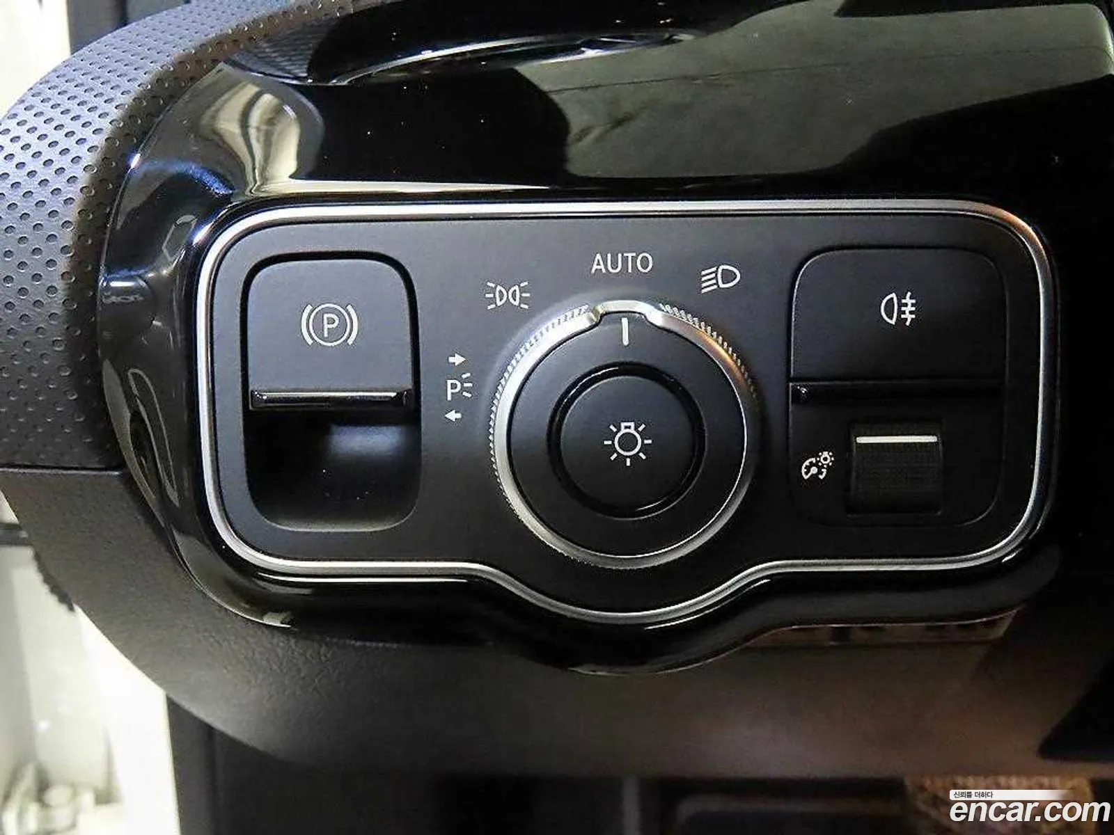 Mercedes-Benz A-Class W177 2022 — 11