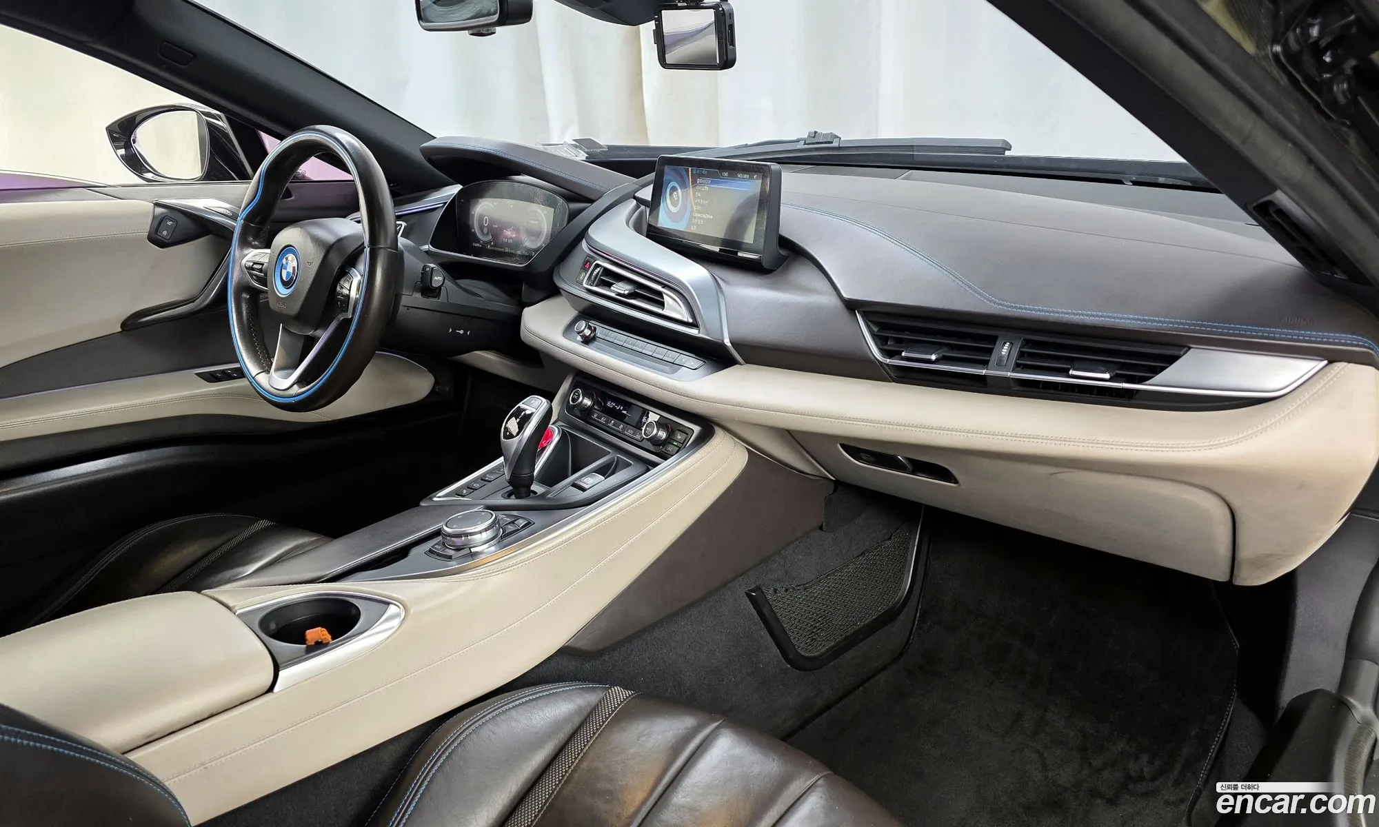BMW i8 2015 WBY2Z2102FV346697 — 18
