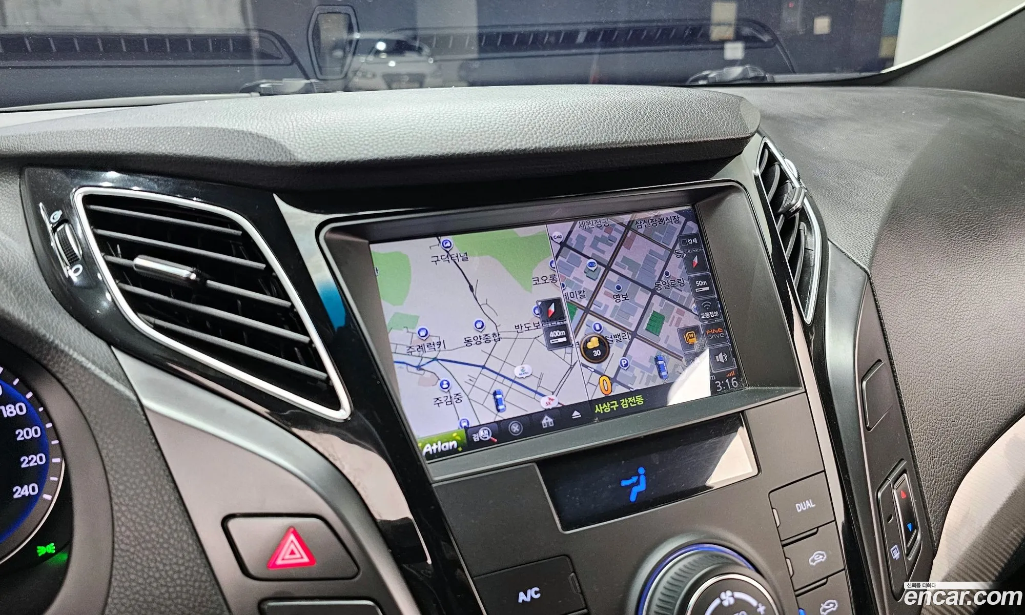 Hyundai i40 2015 — 19