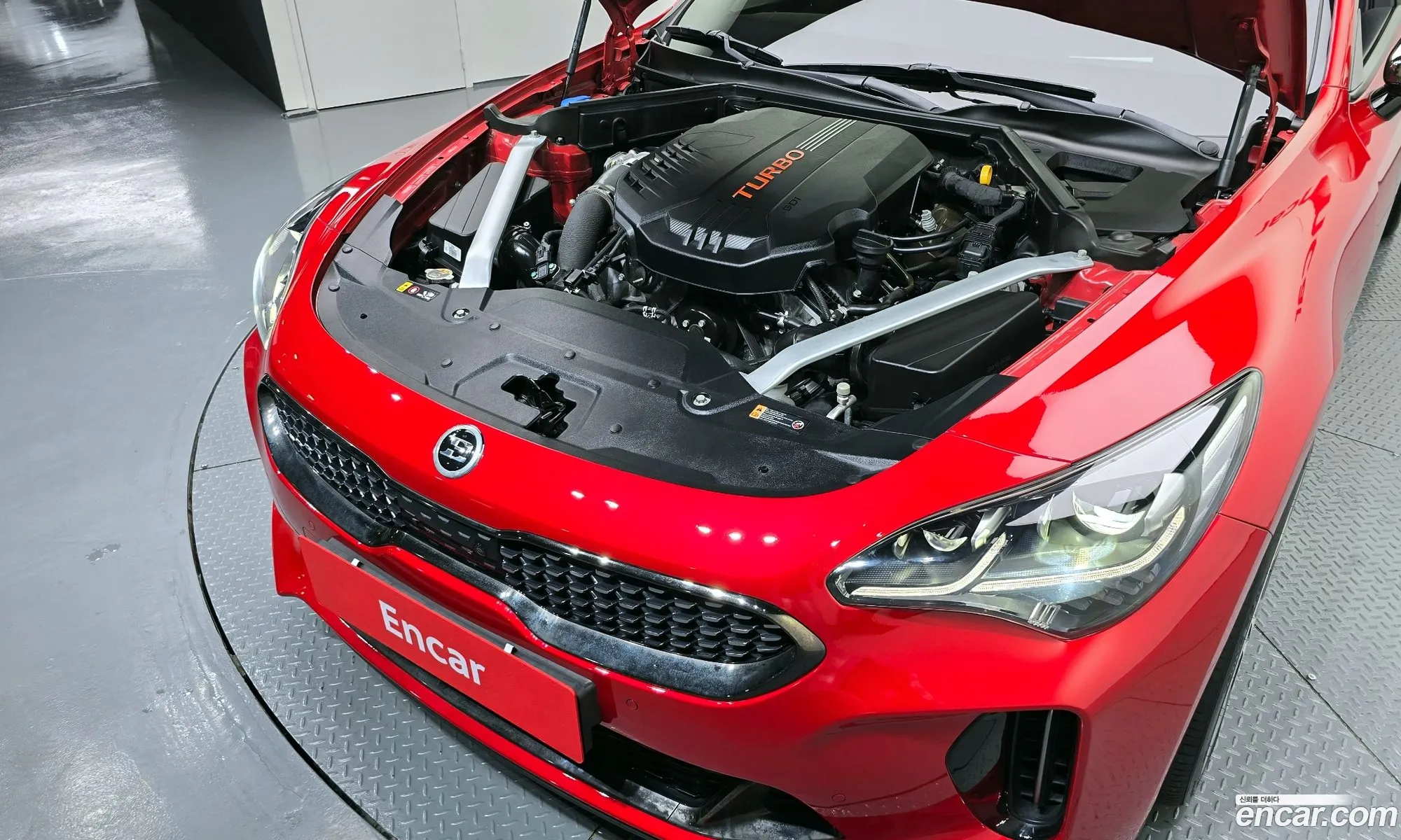 Kia Stinger 2018 — 11