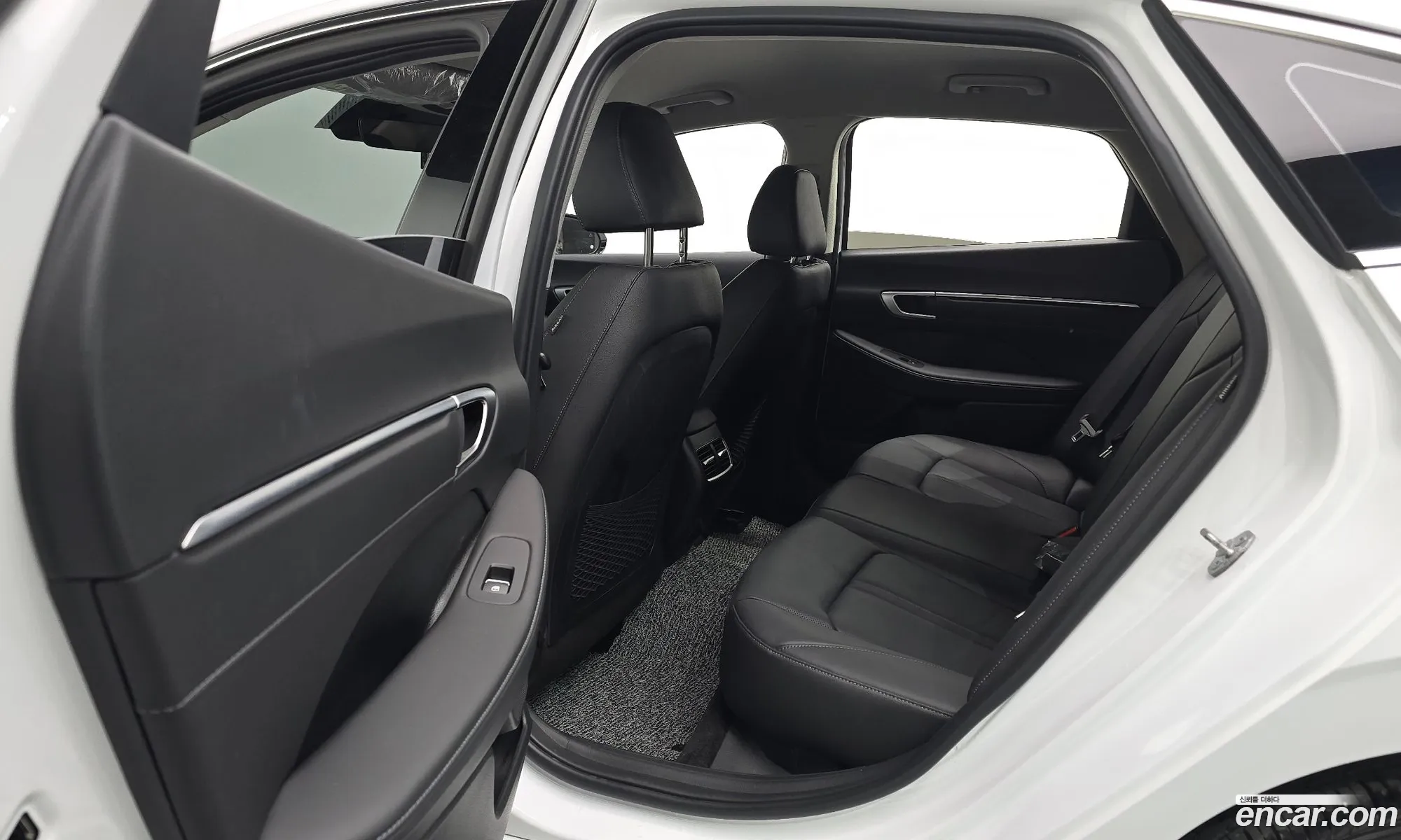 Hyundai Sonata the Edge 2024 — 27