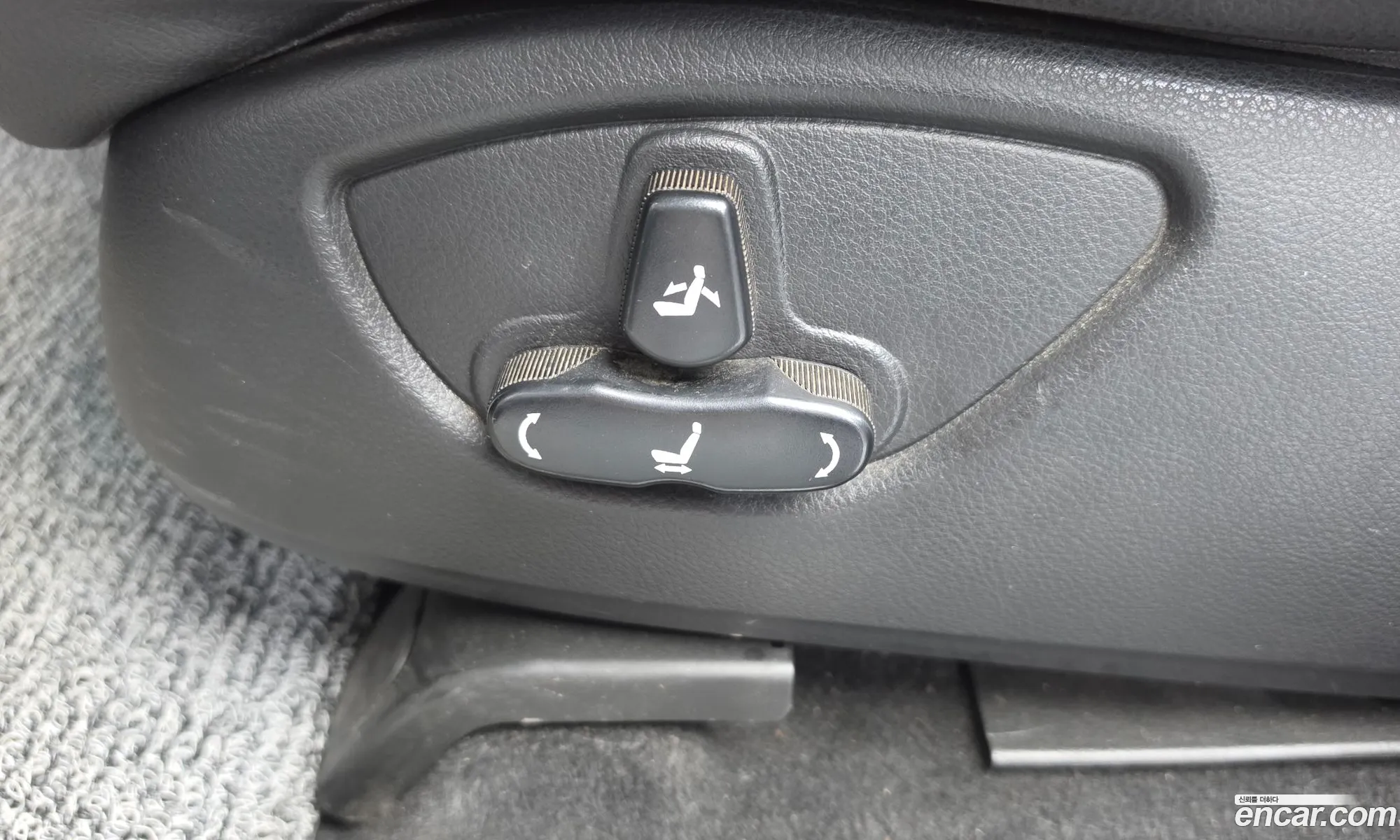 KG Mobility (SsangYong) Rexton W 2014 — 22