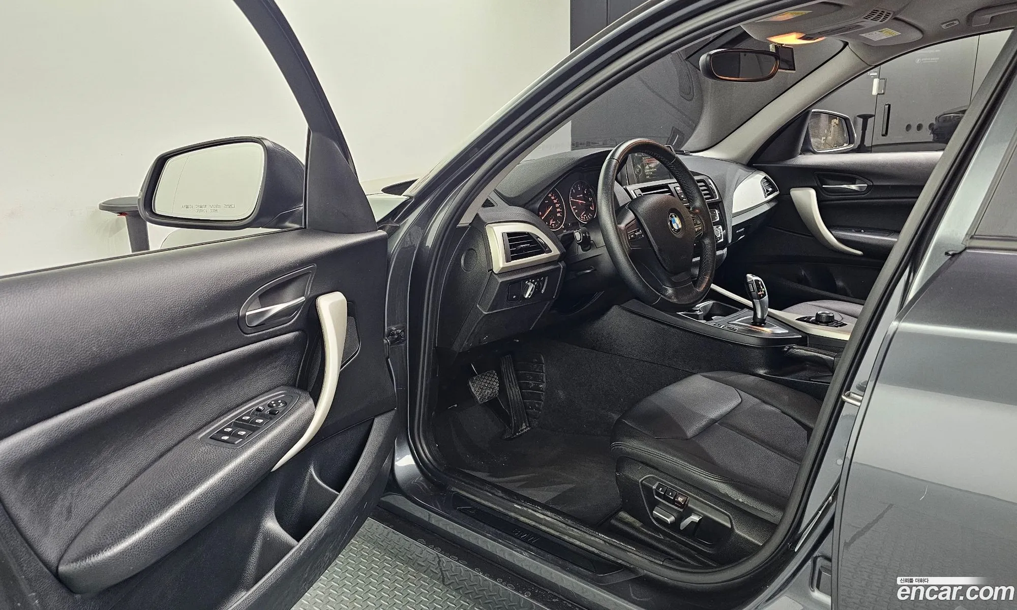 BMW 1 Series 2017 WBA1S5109H5D29272 — 7