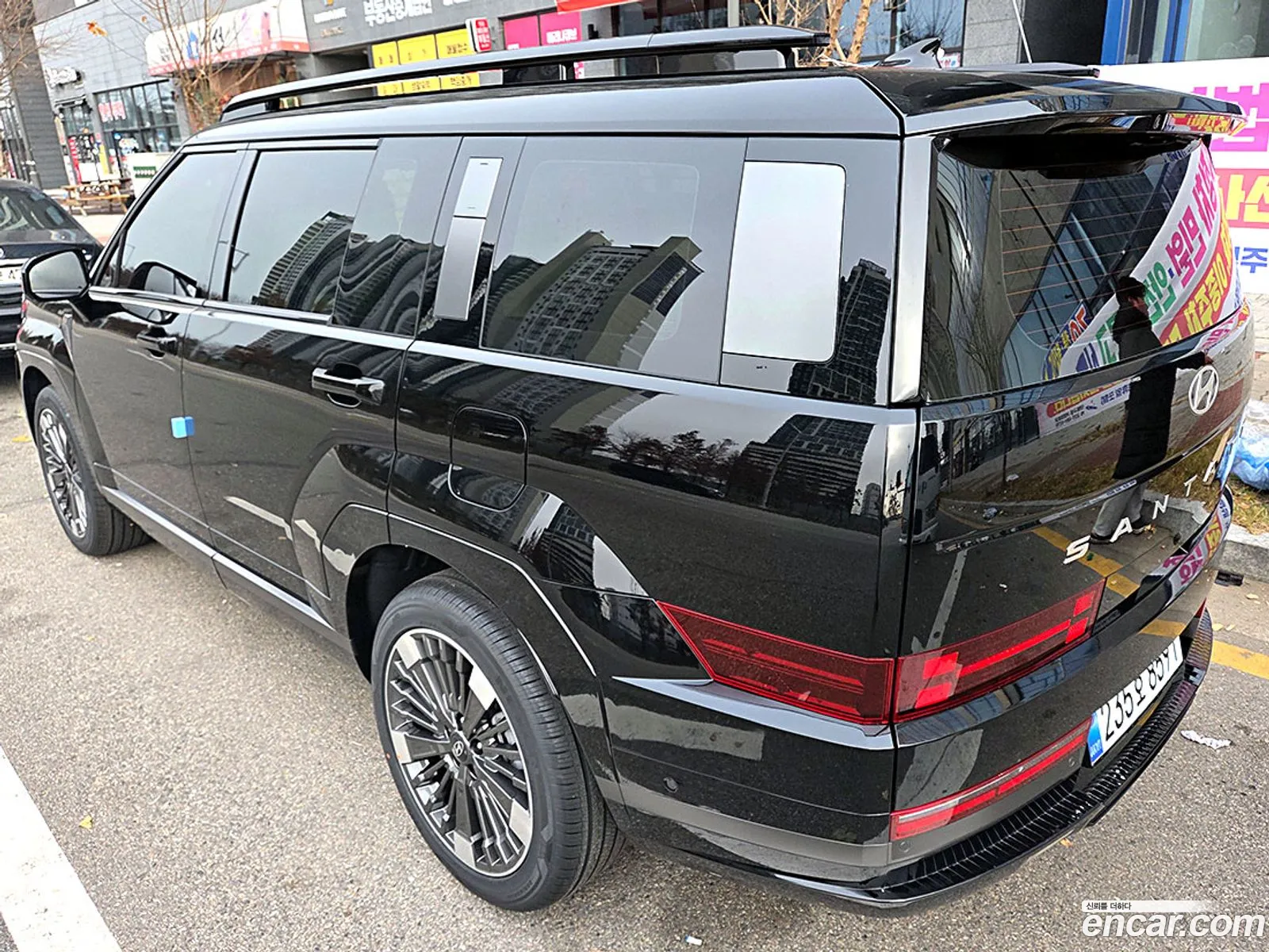 Hyundai Santa Fe 2025 — 16