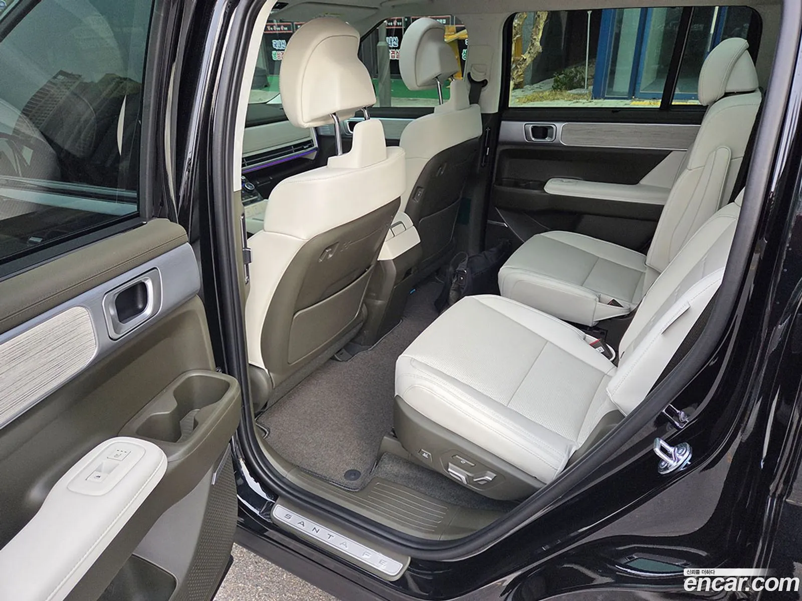 Hyundai Santa Fe 2025 — 18