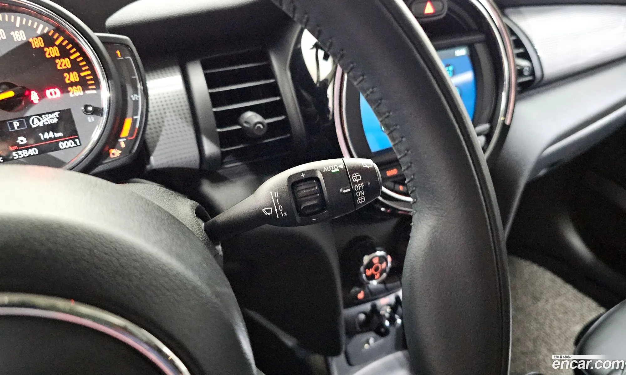 Mini Cooper 2020 — 19