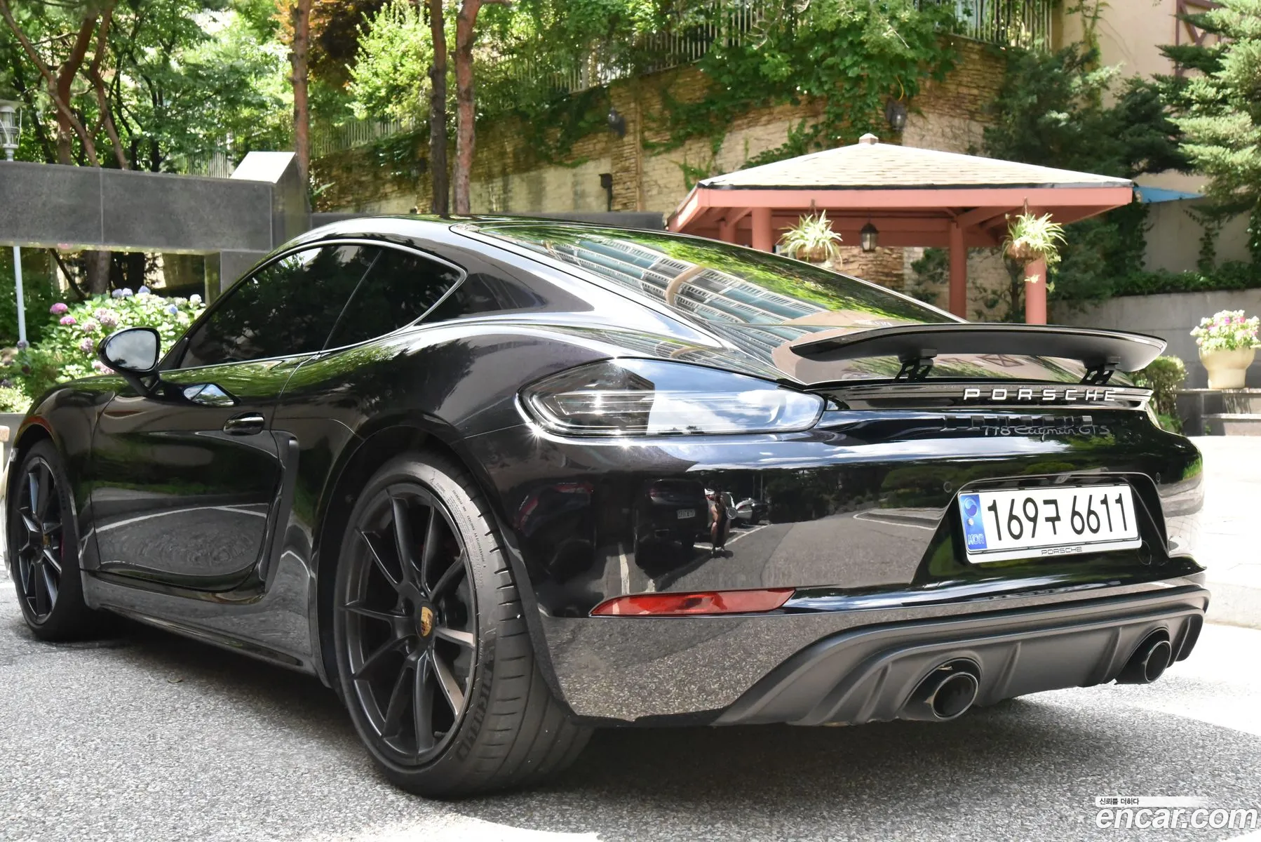 Porsche 718 Cayman 2024 — 8