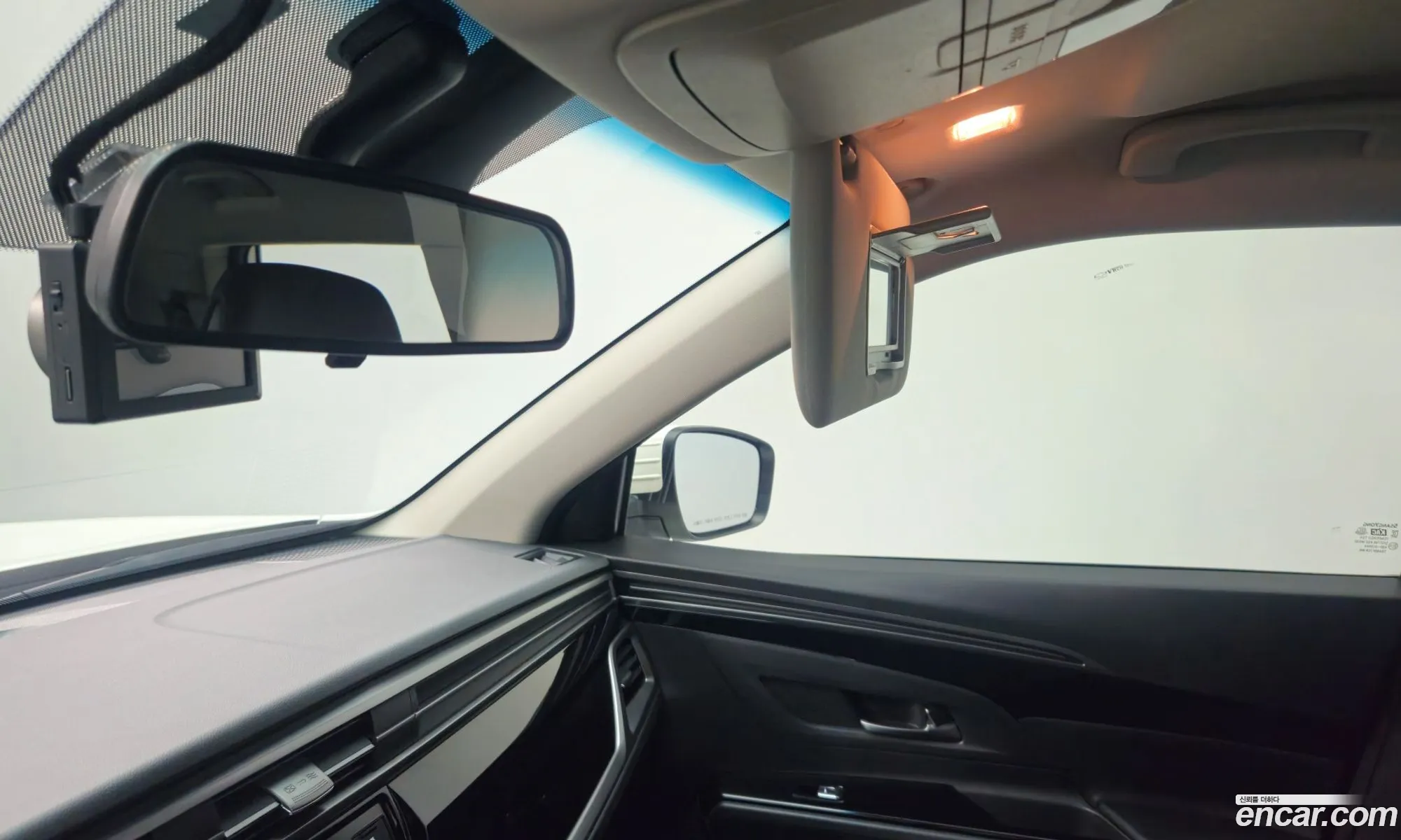 KG Mobility (SsangYong) Beautiful Korando 2020 — 18