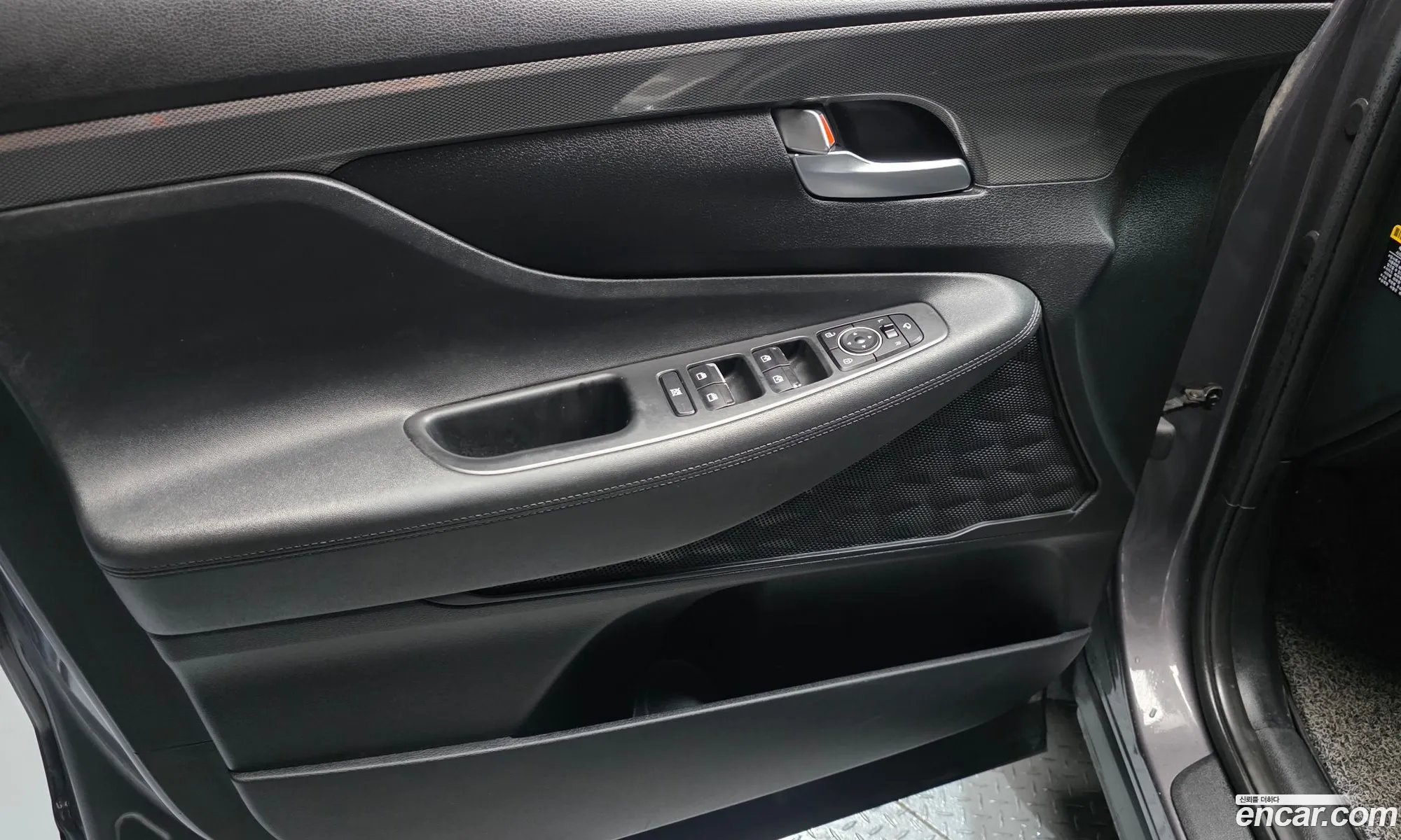 Hyundai Santa Fe TM 2018 — 33