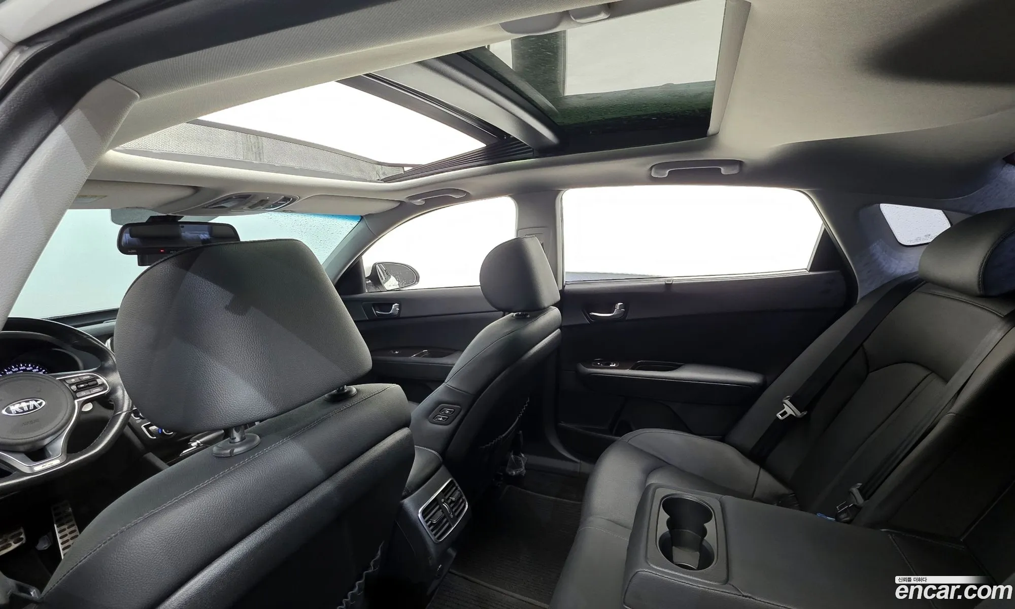 Kia K5 2017 — 18