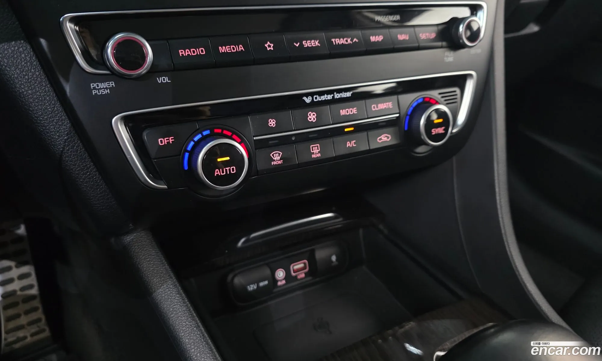 Kia K5 2017 — 2