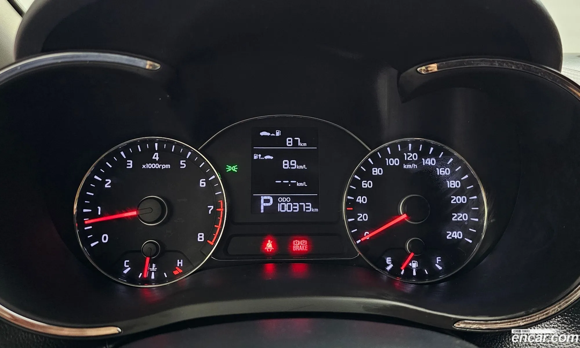 Kia K3 2015 — 30