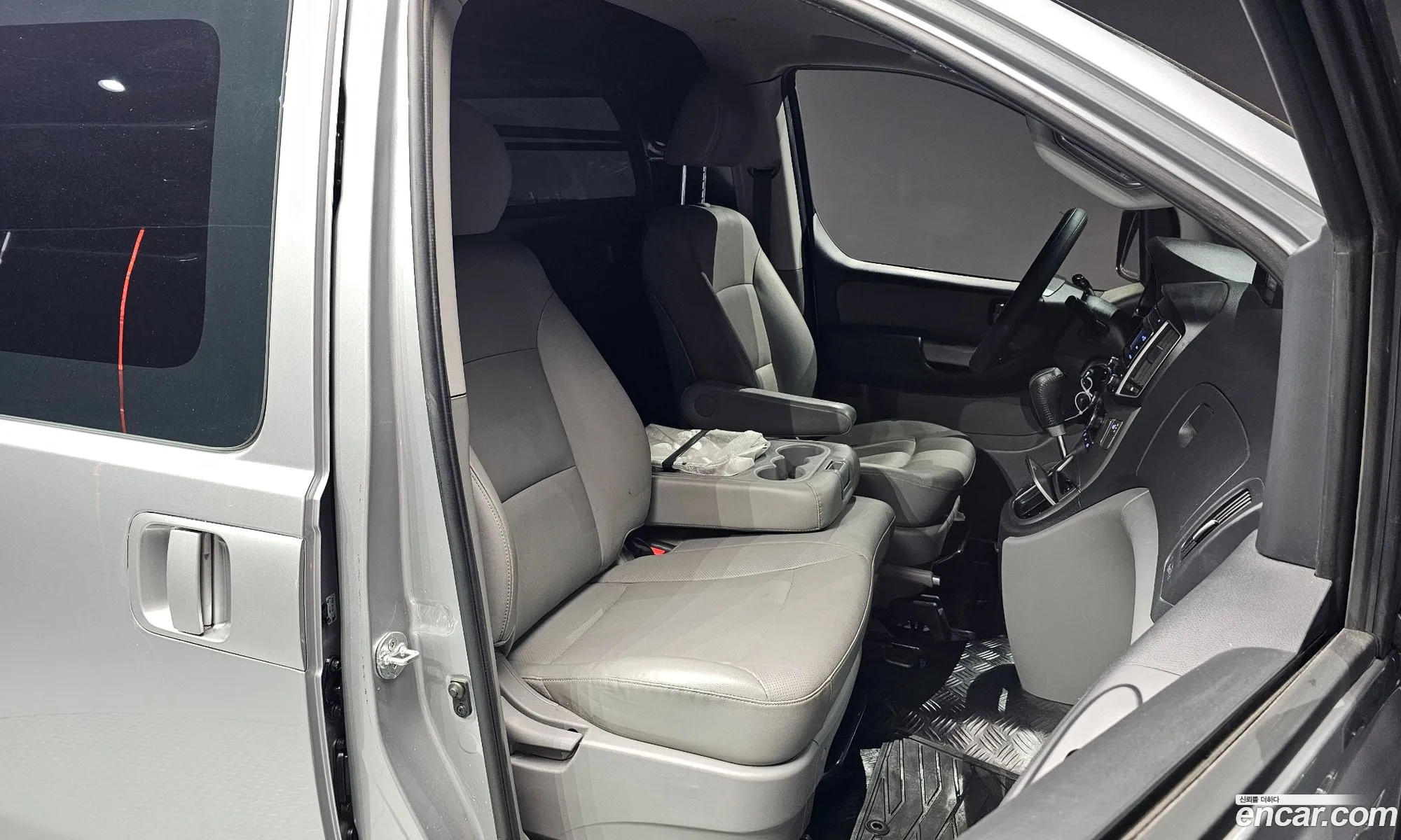 Hyundai Grand Starex 2020 — 2