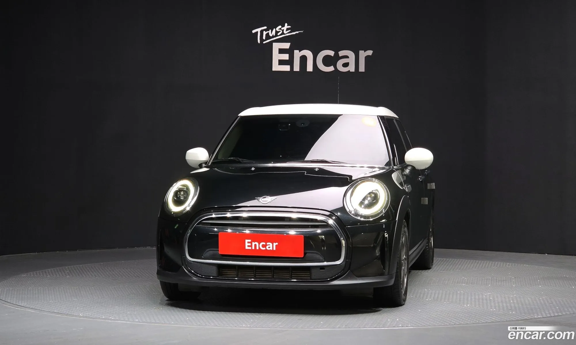 Mini Cooper 2022 — 26