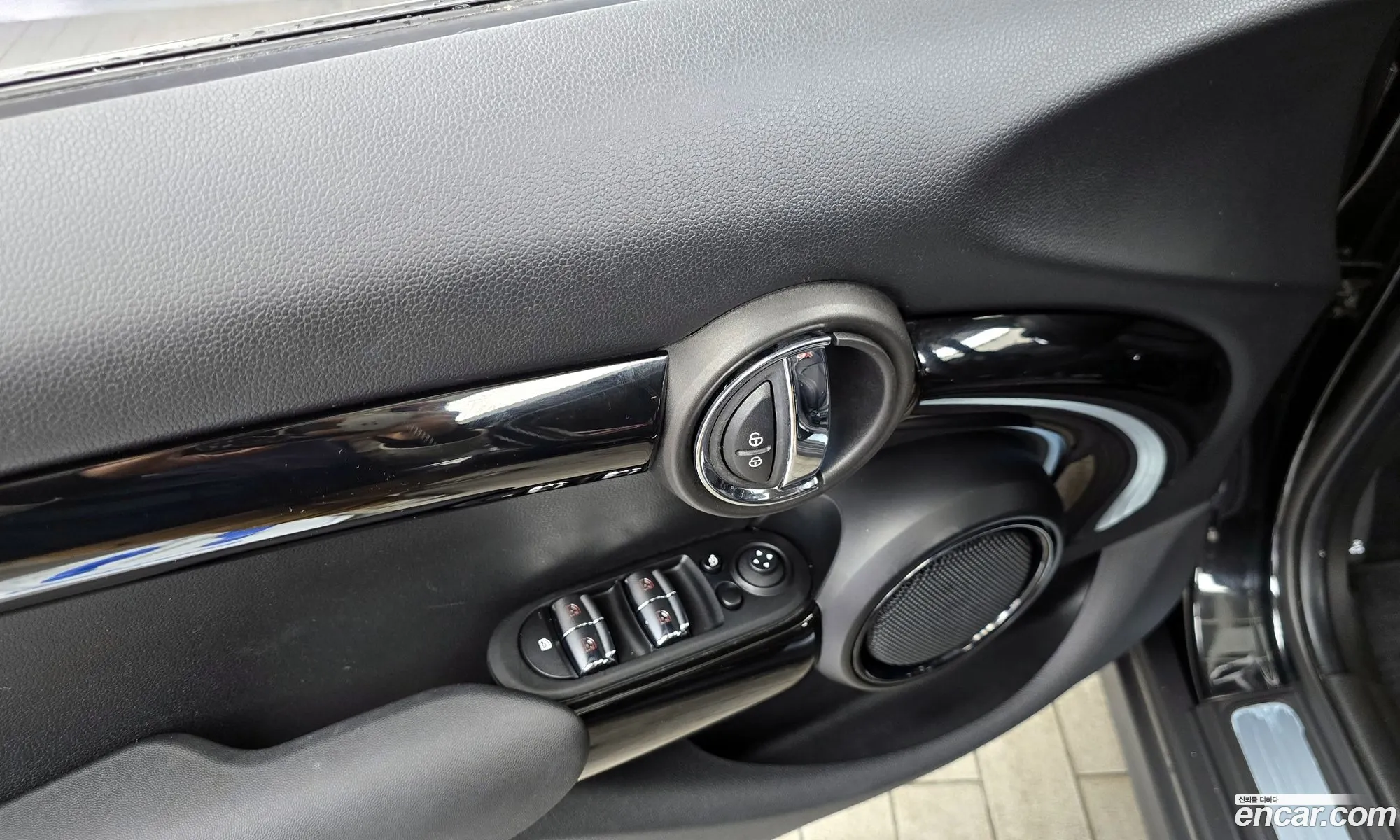 Mini Cooper 2022 — 25