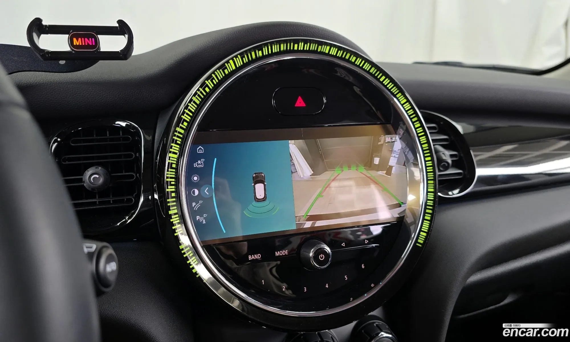 Mini Cooper 2022 — 18