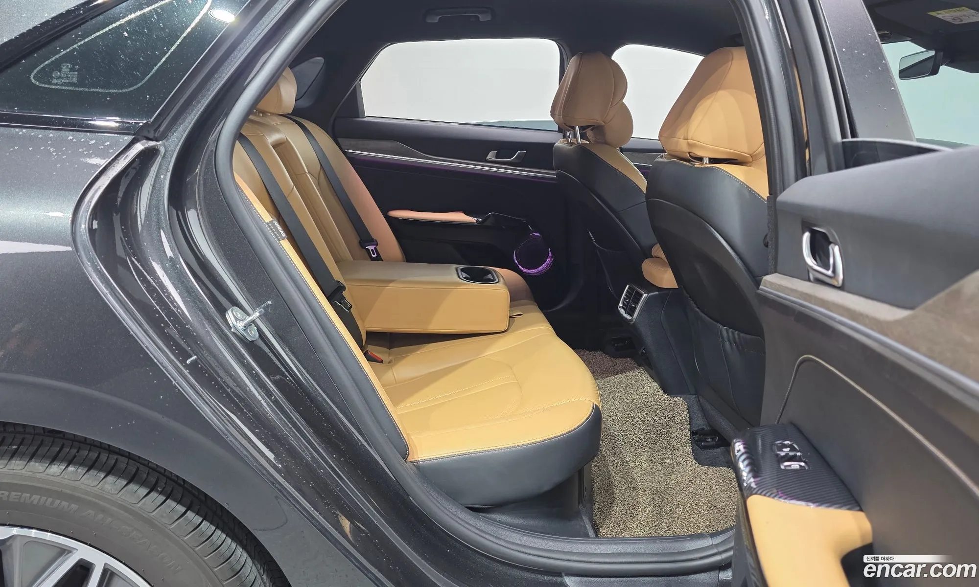 Kia K5 Hybrid 2021 — 18