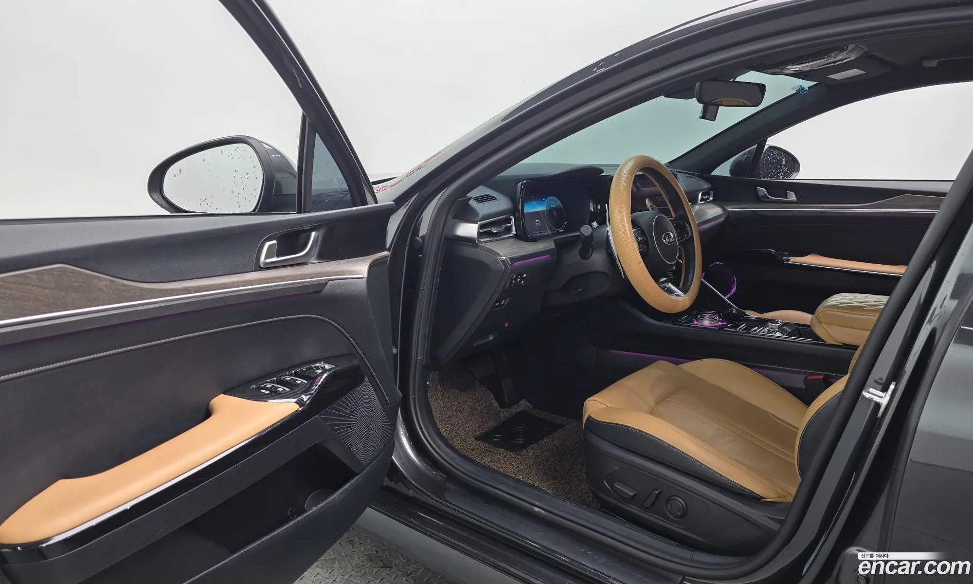 Kia K5 Hybrid 2021 — 11