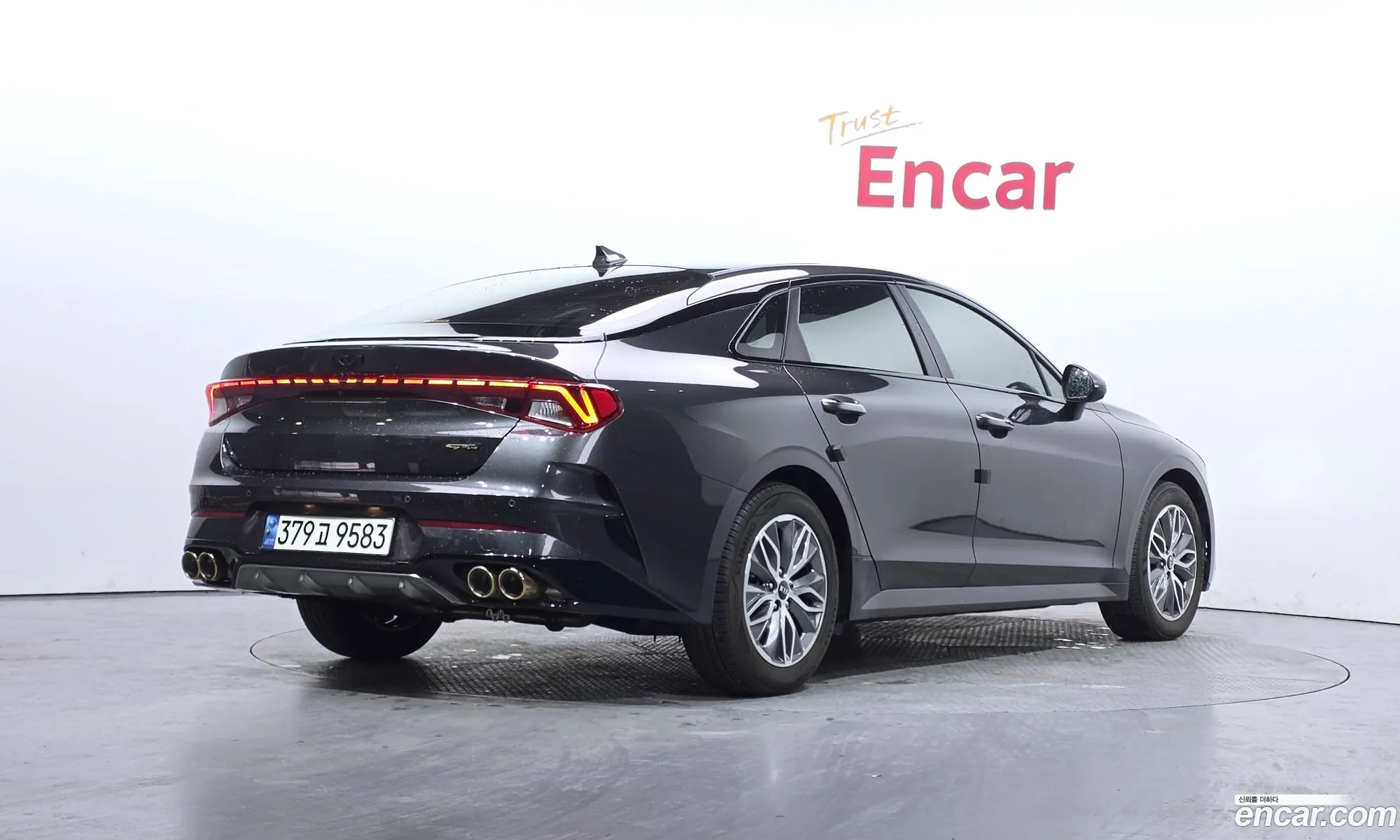 Kia K5 Hybrid 2021 — 15