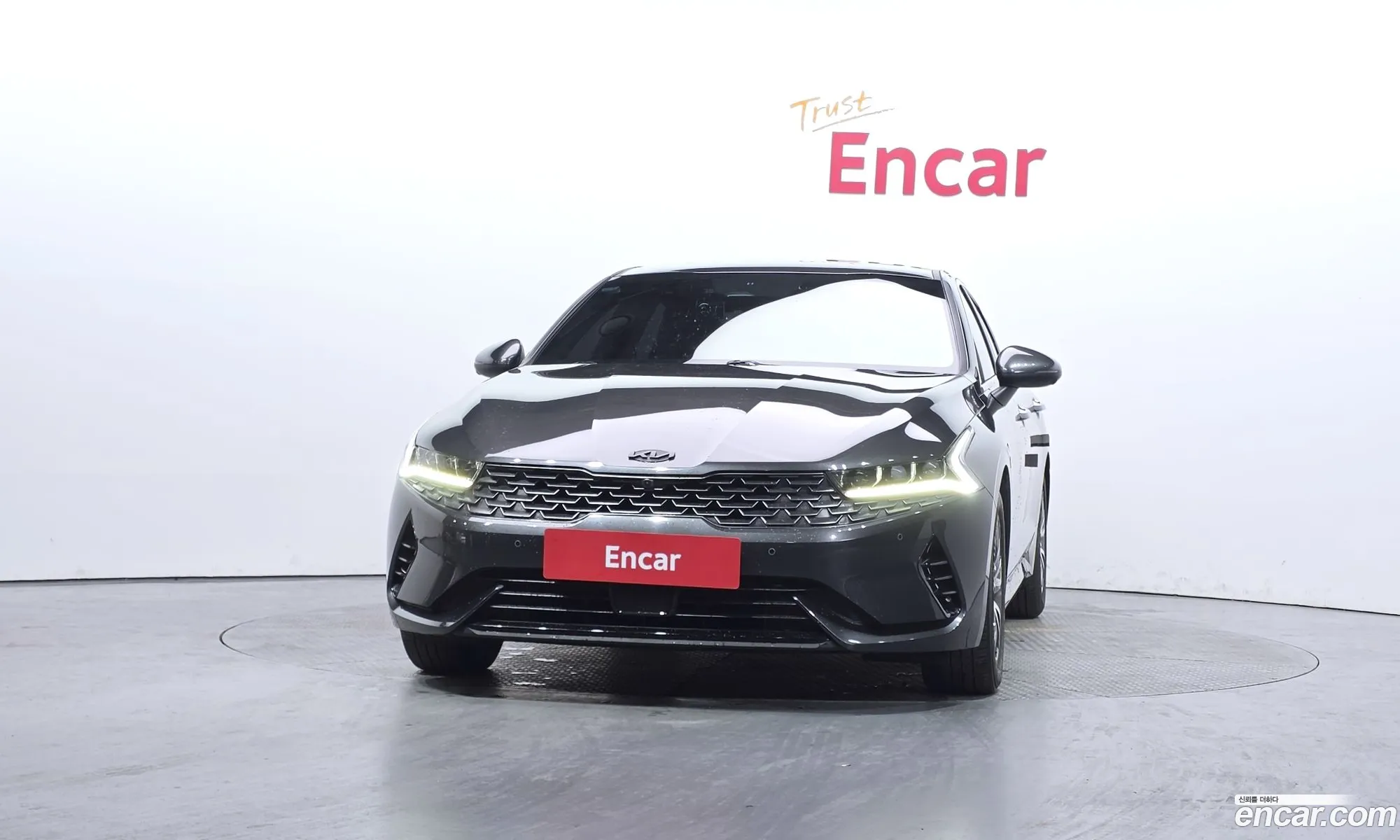 Kia K5 Hybrid 2021 — 17