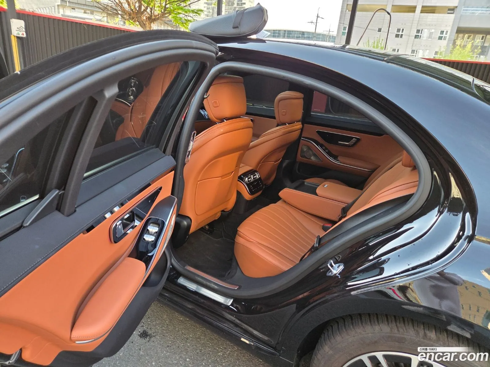 Mercedes-Benz S-Class W223 2023 — 17