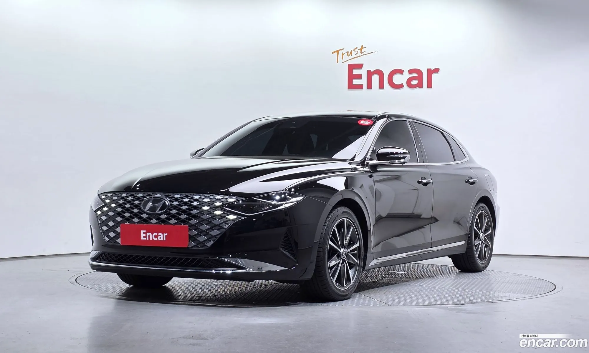Hyundai Grandeur IG 2022 — 32