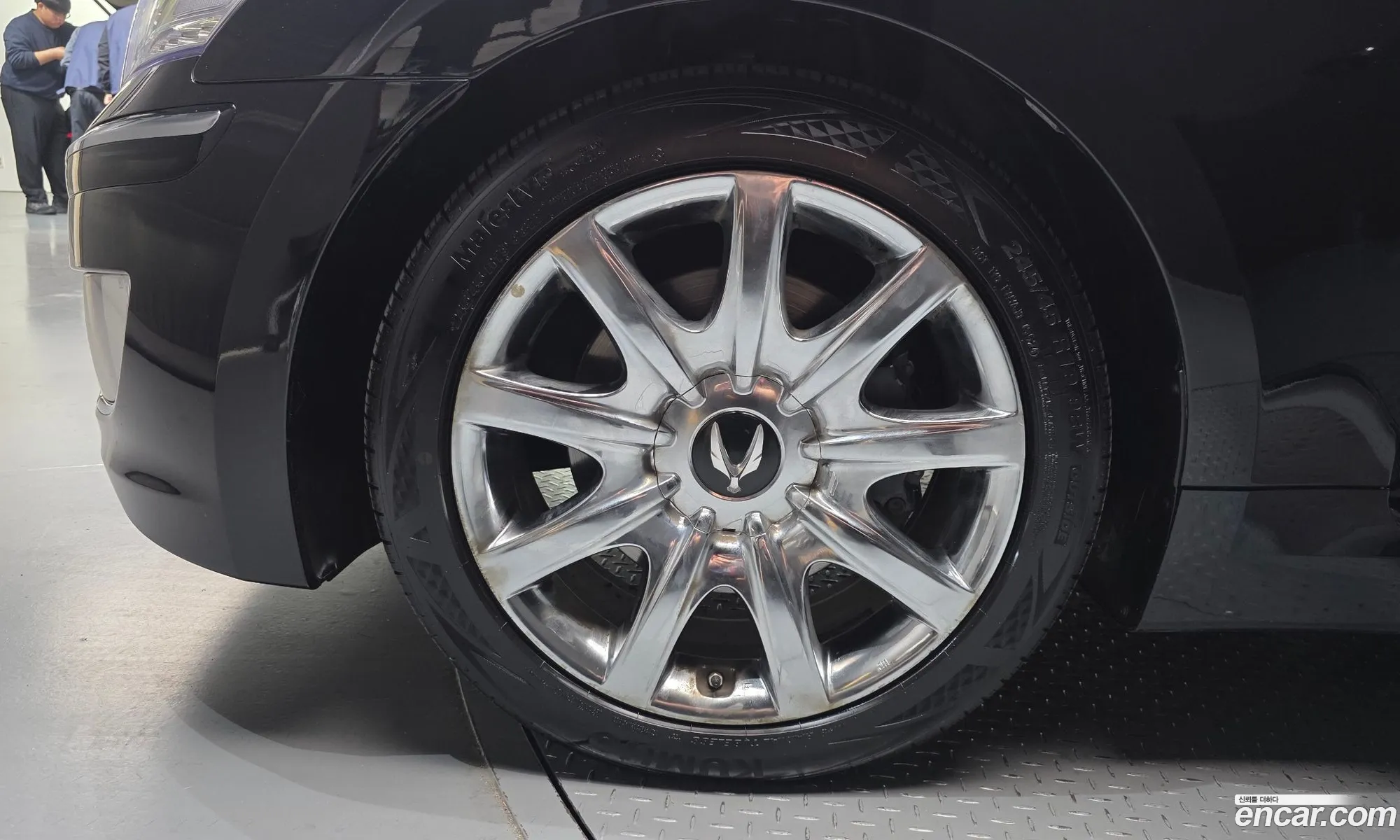 Hyundai Equus 2010 — 5