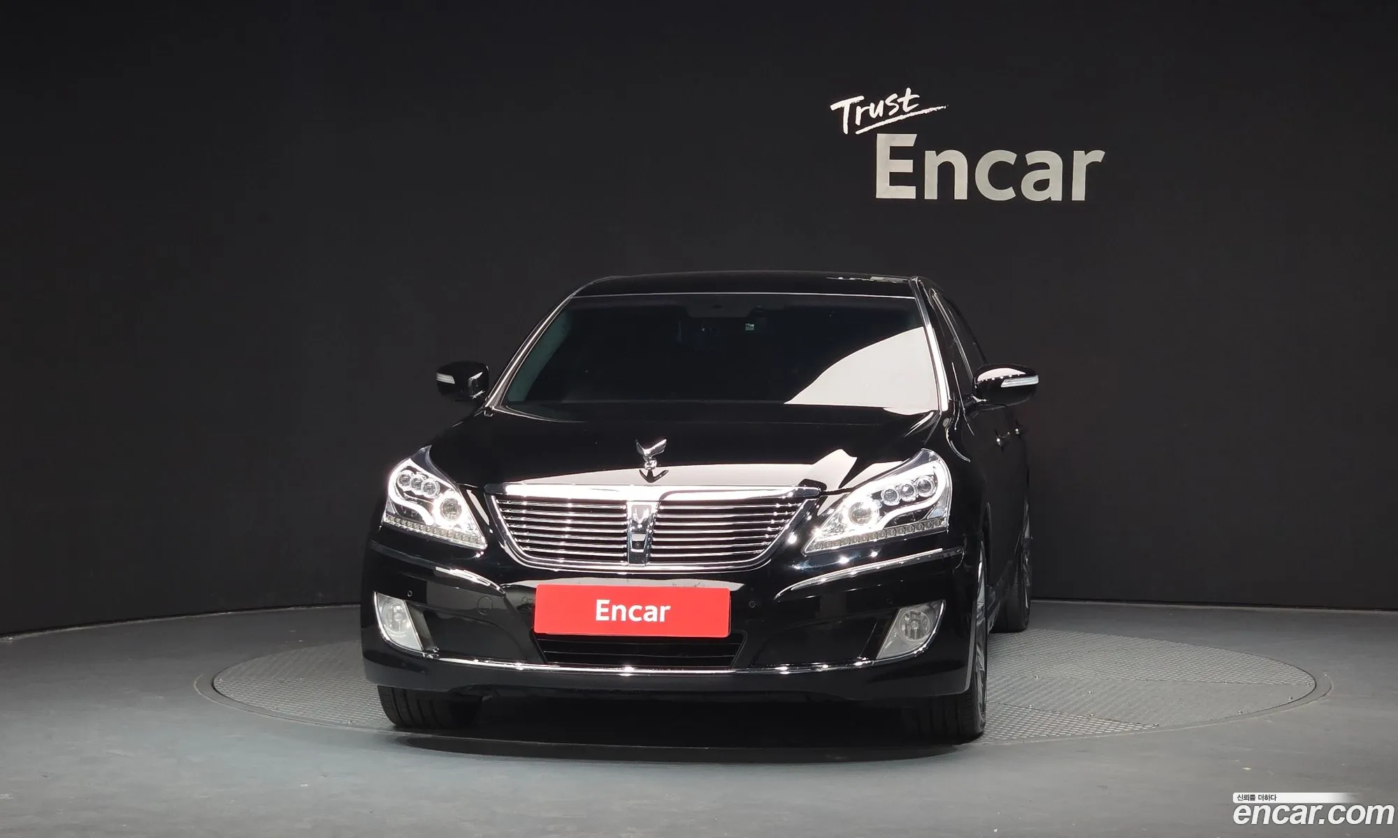 Hyundai Equus 2010 — 12