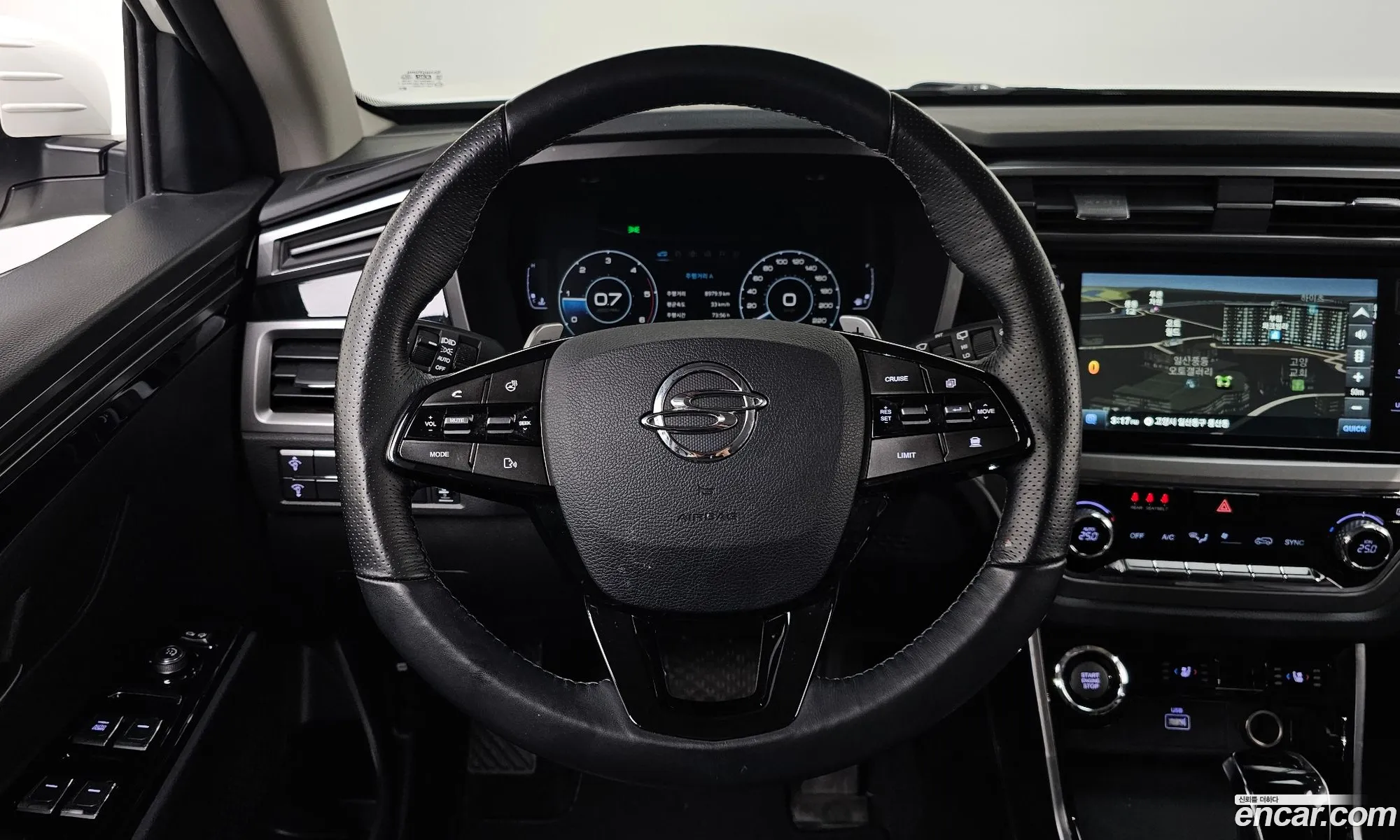 KG Mobility (SsangYong) Beautiful Korando 2020 — 19