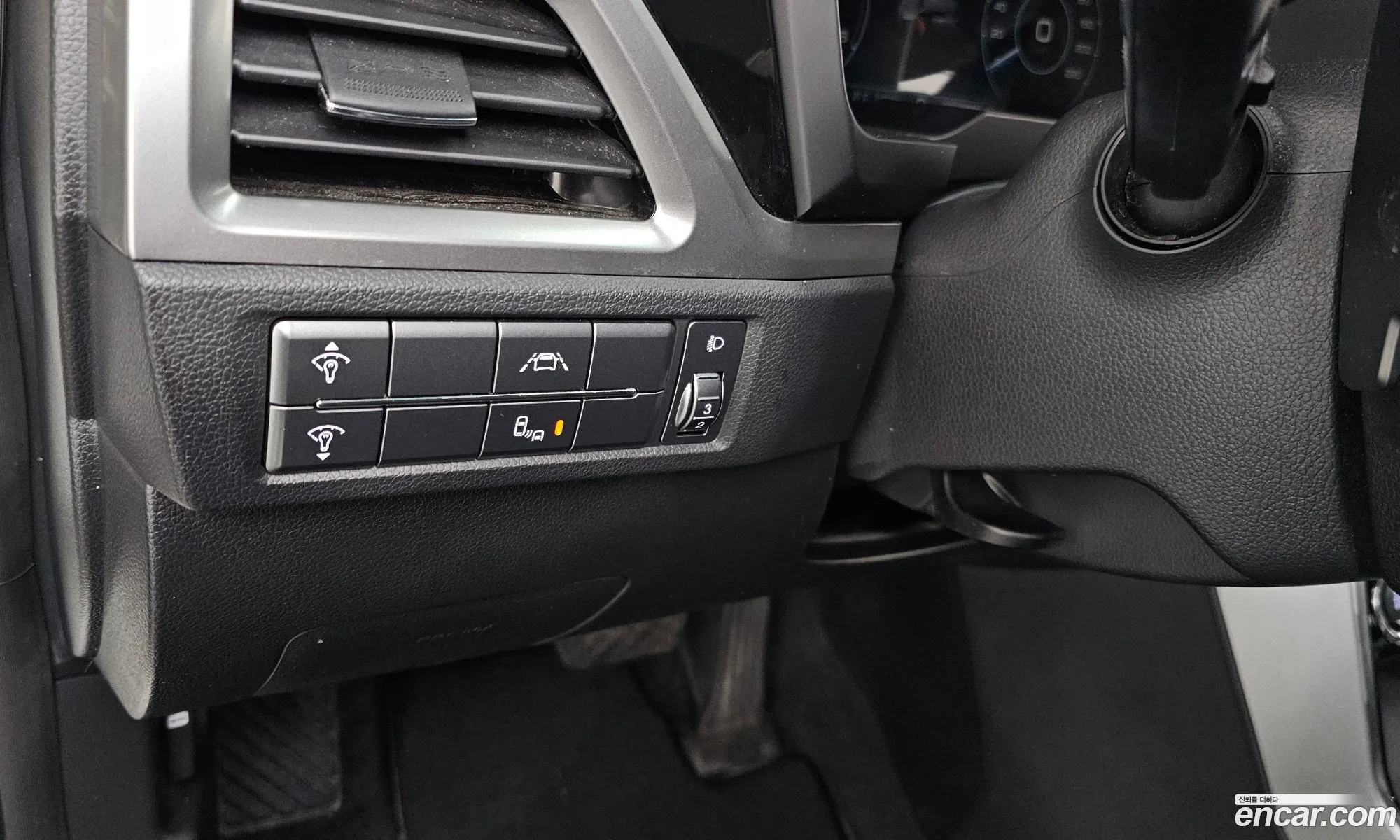 KG Mobility (SsangYong) Beautiful Korando 2020 — 31