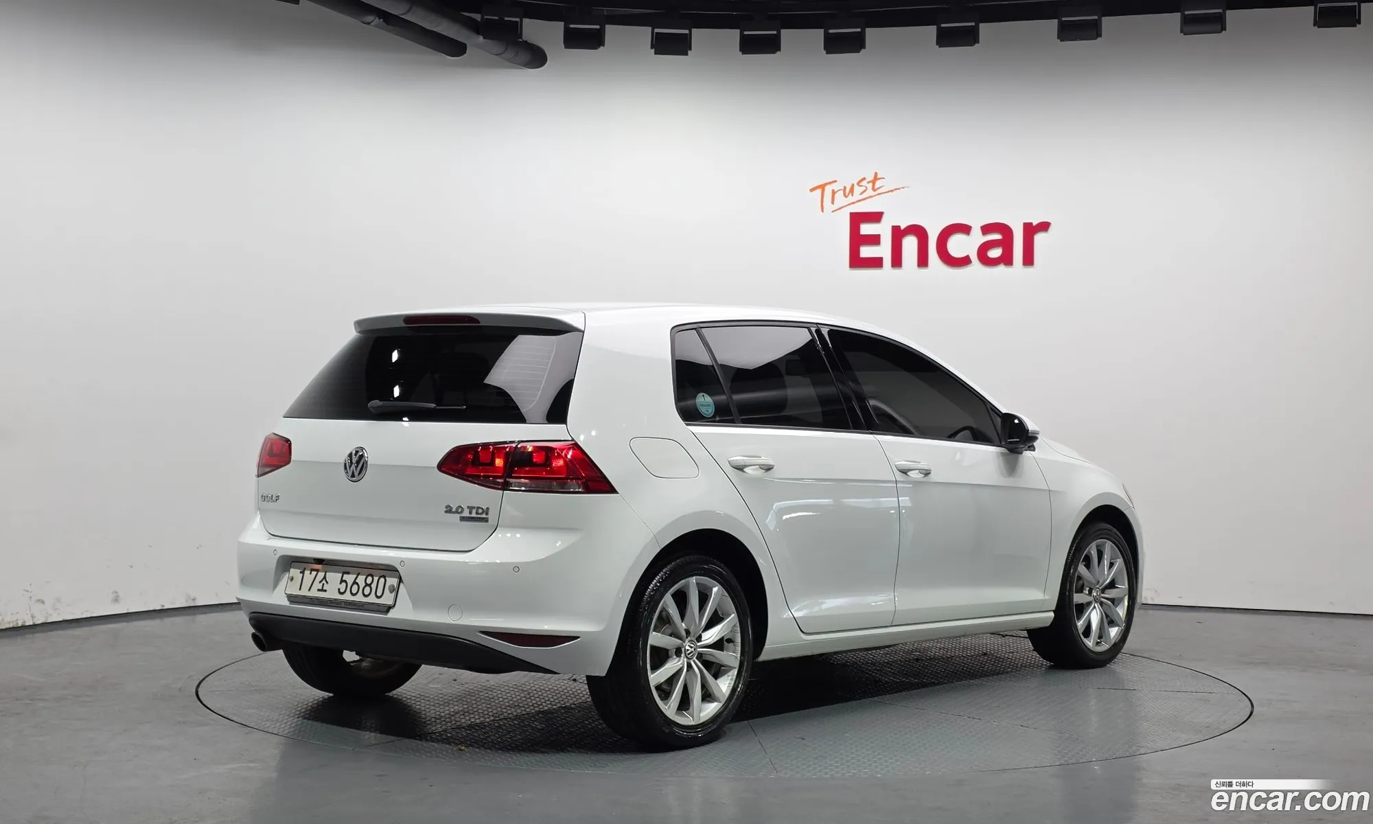 Volkswagen Golf 7th Gen 2014 — 13