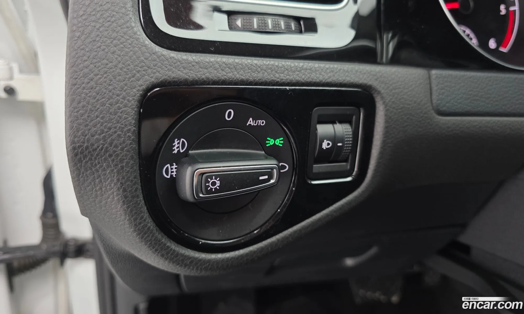 Volkswagen Golf 7th Gen 2014 — 16