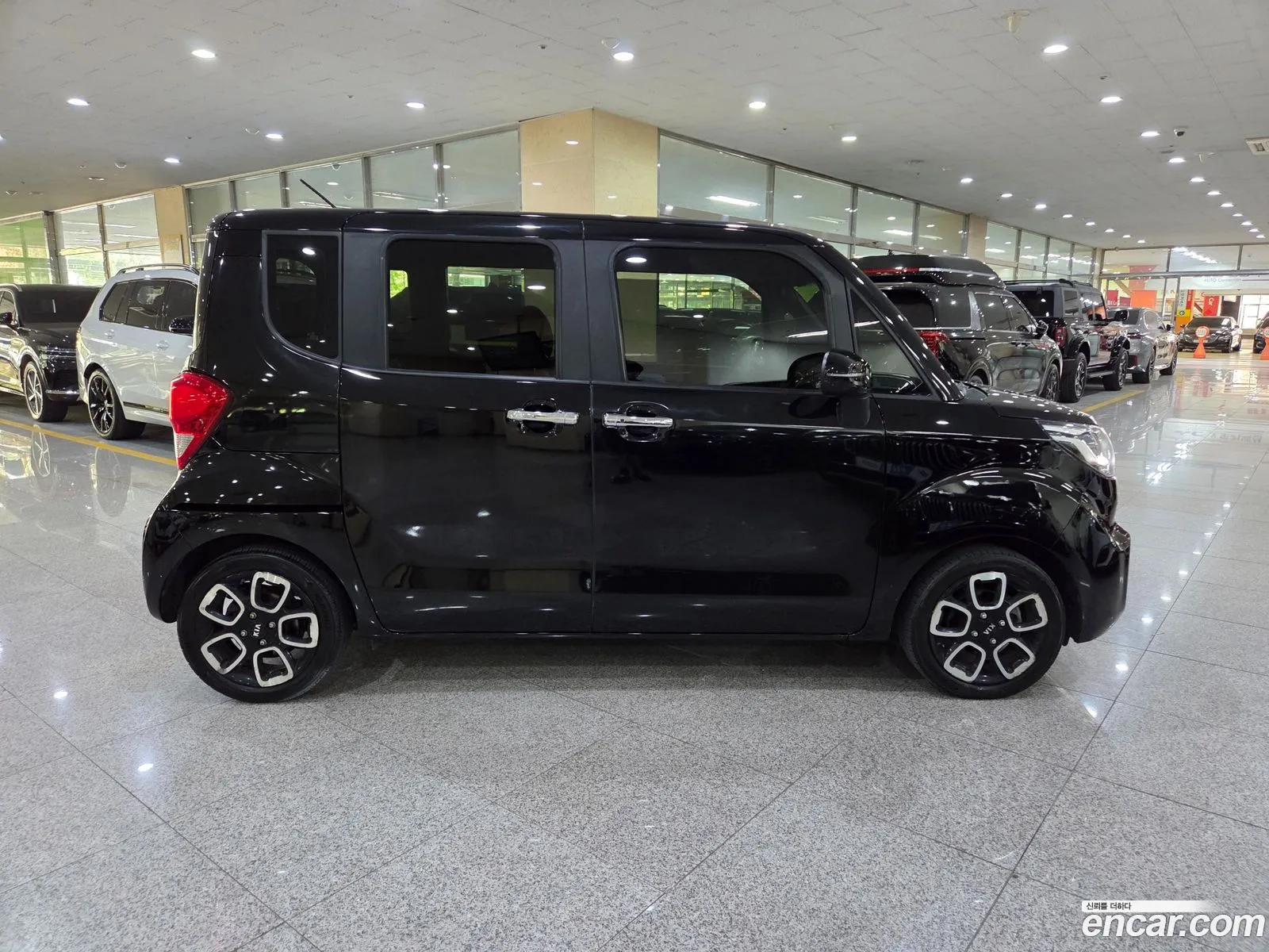 Kia Ray 2018 — 10