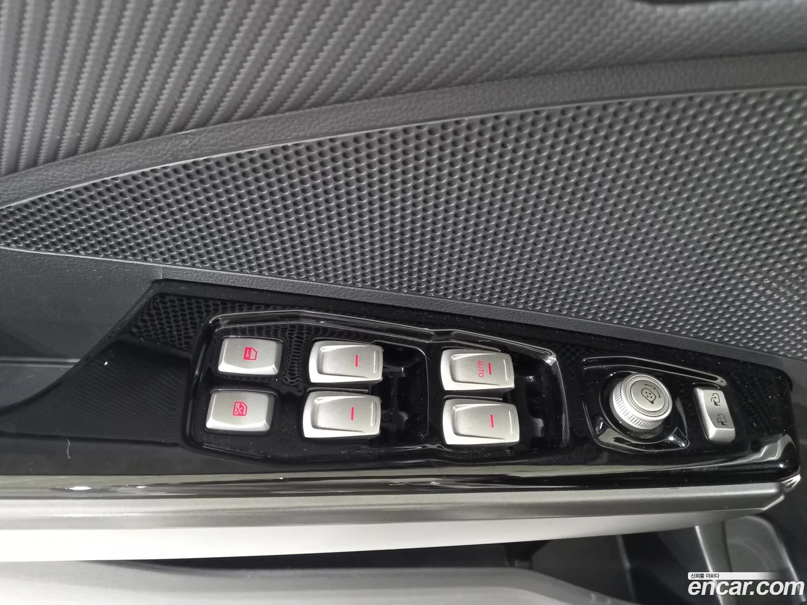 KG Mobility (SsangYong) Tivoli Air 2017 — 10