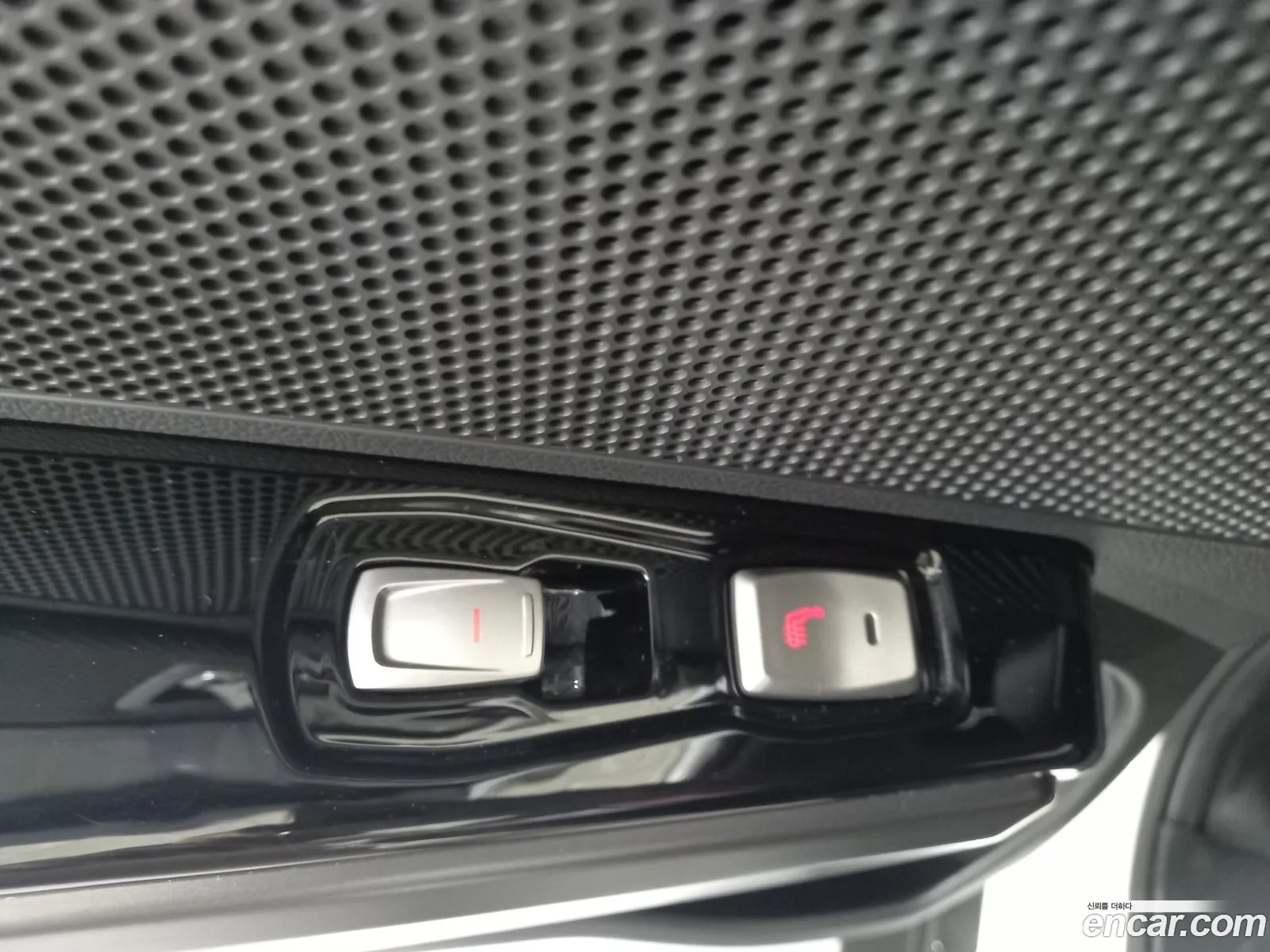 KG Mobility (SsangYong) Tivoli Air 2017 — 3