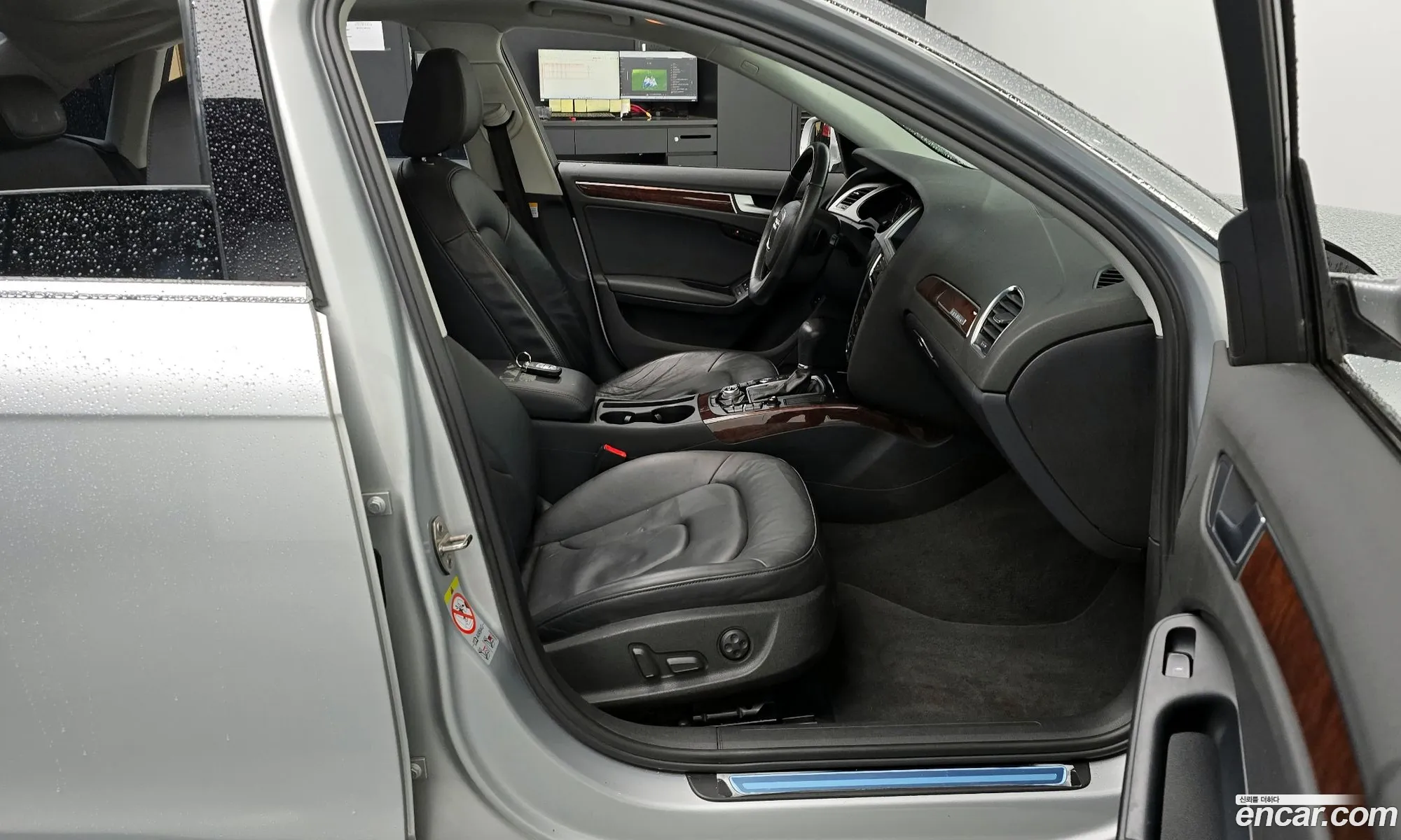 Audi A4 2010 WAUZZZ8K0AN065519 — 28
