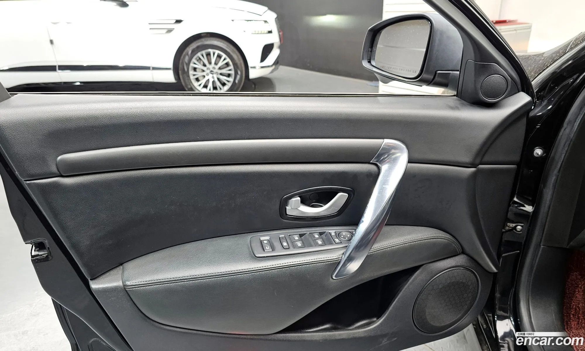 Renault Korea (Samsung) SM7 Nova 2016 — 12