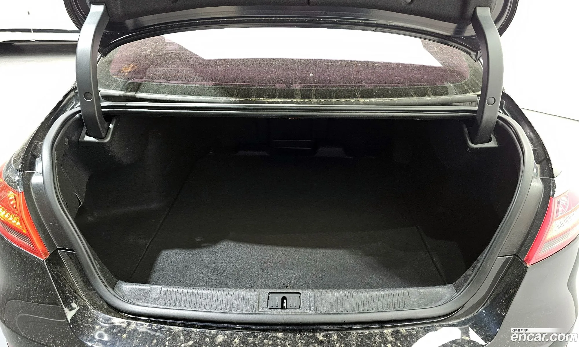 Renault Korea (Samsung) SM7 Nova 2016 — 10